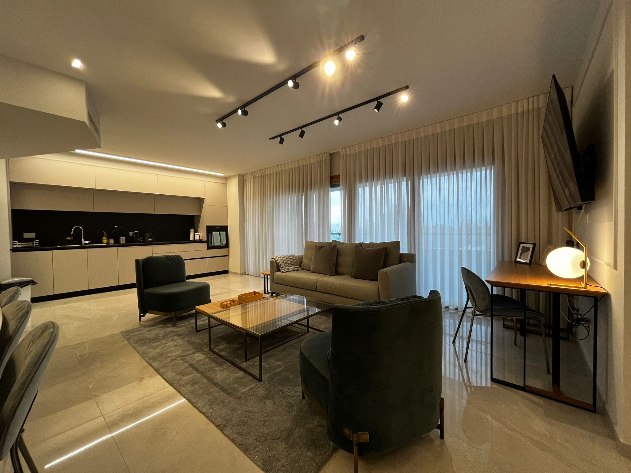 David Residence apartment! - Picture 36