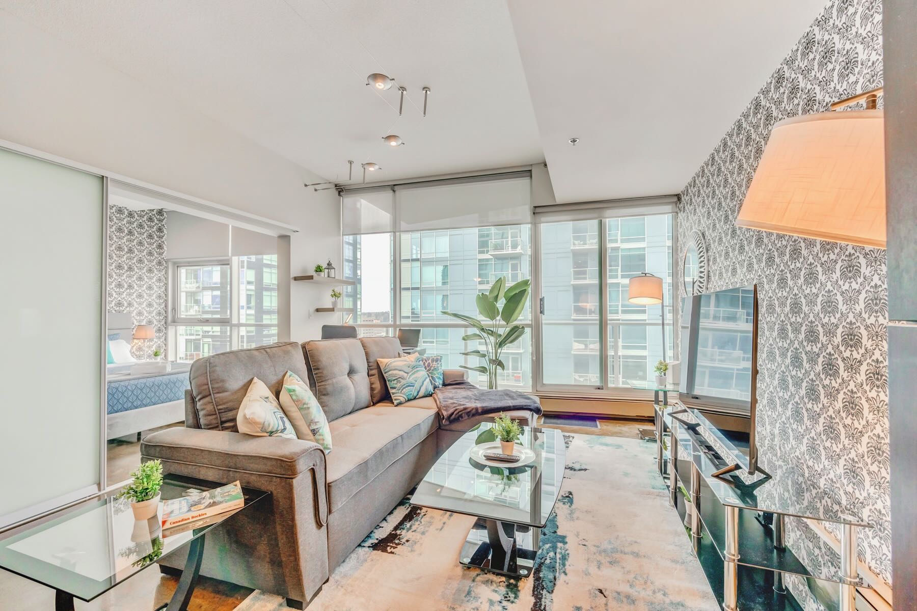 Luxury Condo with City Views Near Stampede Park