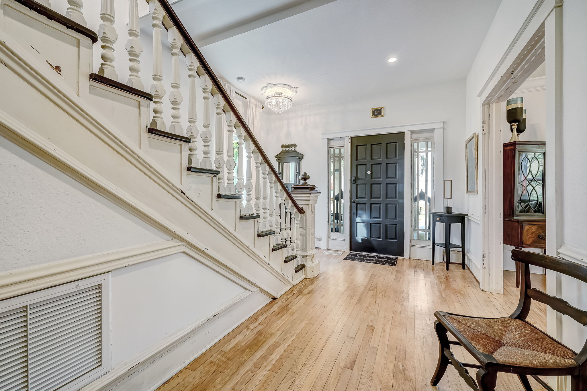 The Gatsby Mansion/Heated Pool/Heart of Town — photo 15