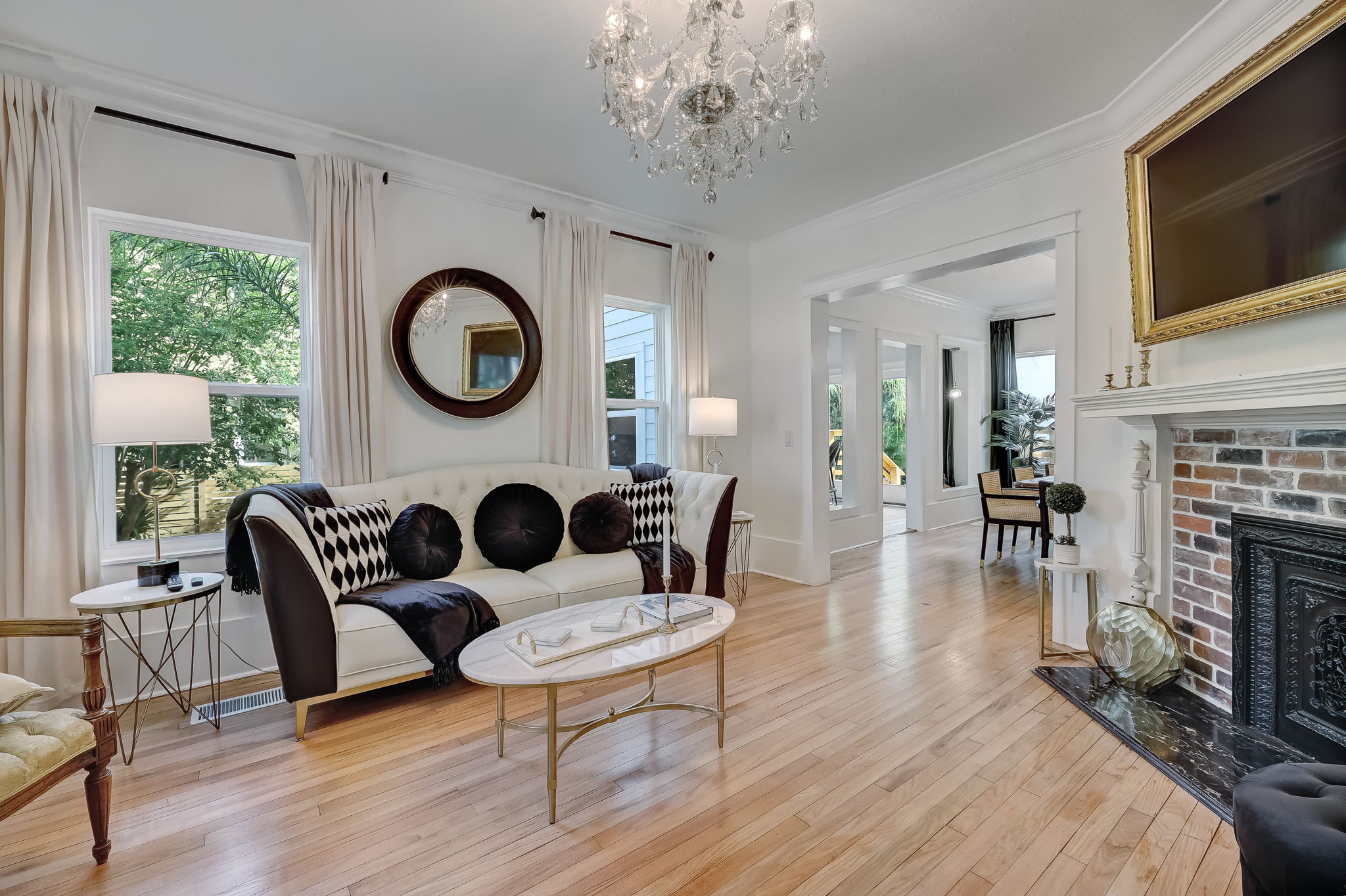 The Gatsby Mansion/Heated Pool/Heart of Town — photo 19
