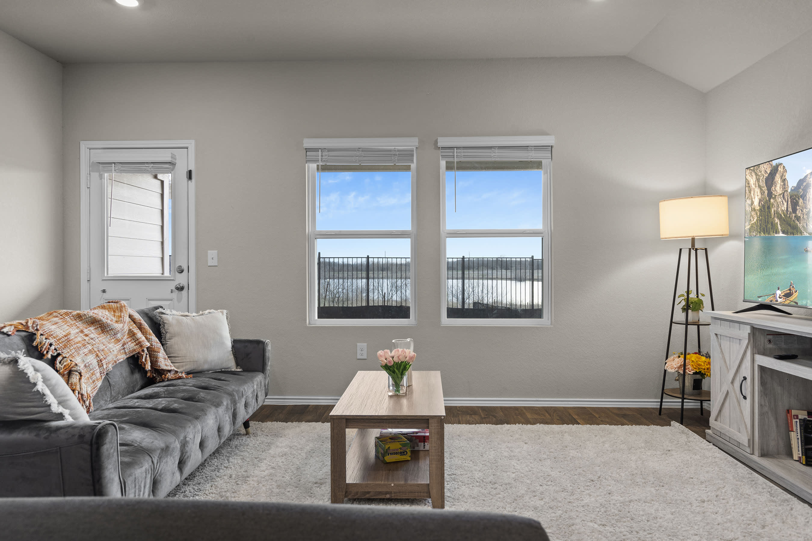 Property Image 0