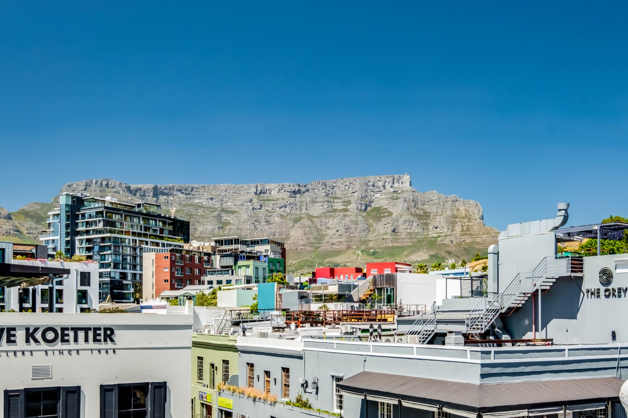 Gorgeous Apartment in Bustling De Waterkant 304 on N