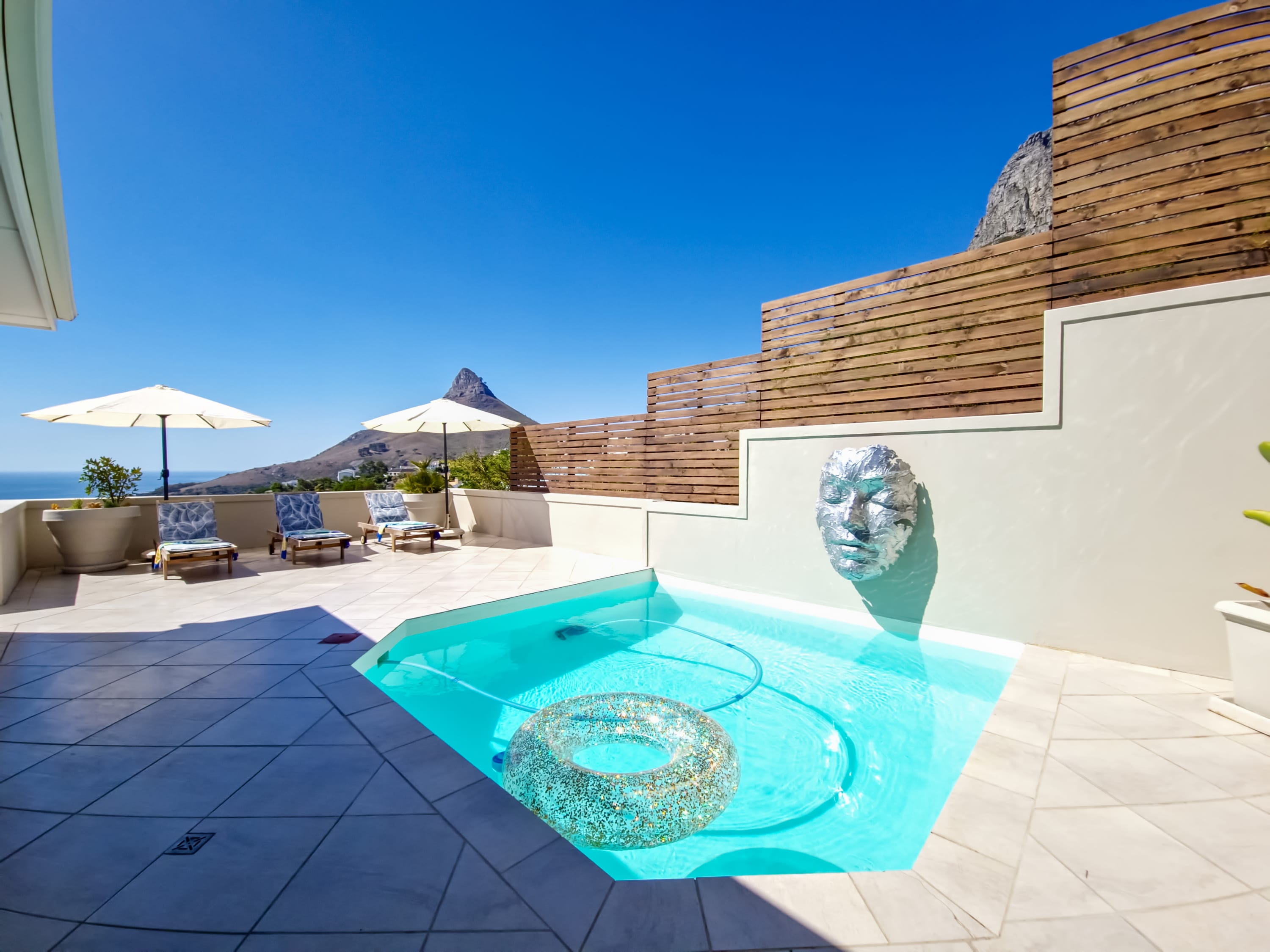 Pool, wifi,stunning mountain sea views-family home - Foto 1