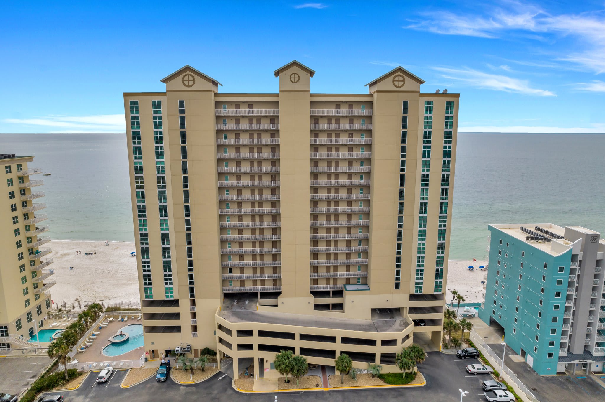 Amazing 7th floors views from Crystal Shores West Photo