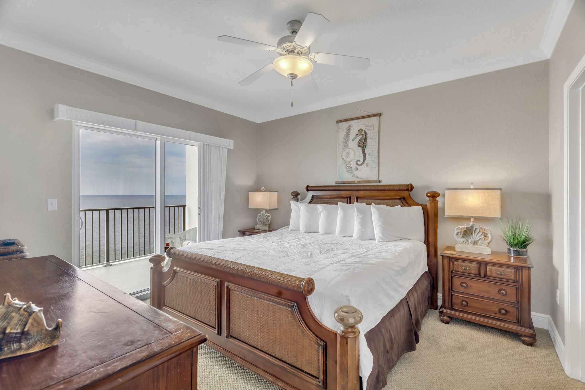 Amazing 7th floors views from Crystal Shores West | Photo 2