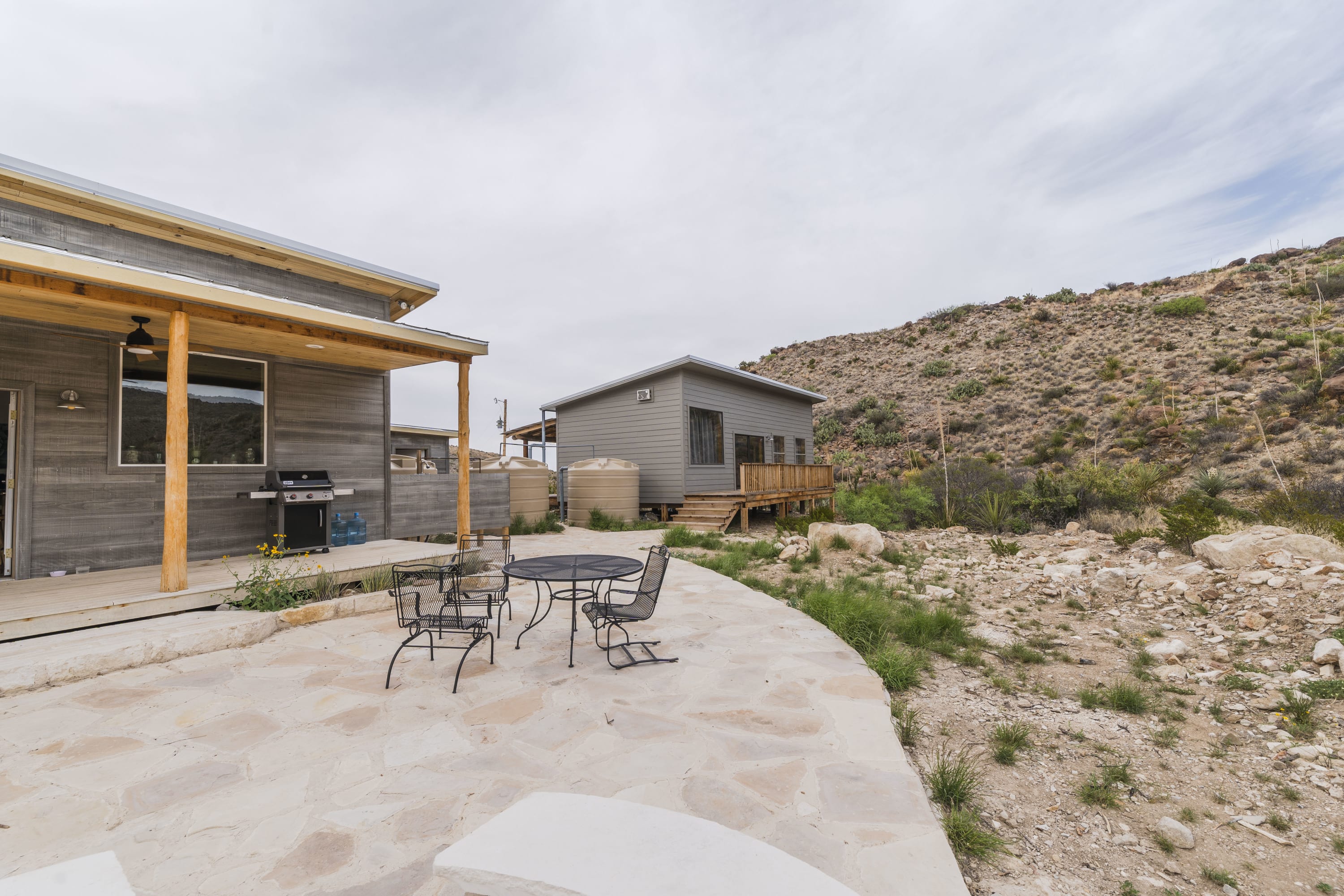 Crystal Mountain Cabin PLUS Bunkhouse. TWO Houses — Terlingua, TX — vacation rental