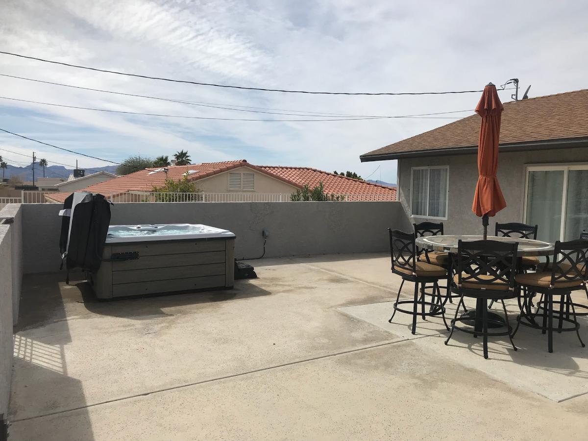 Luxurious Lake Havasu House w/ Hot Tub & Views - Foto 25