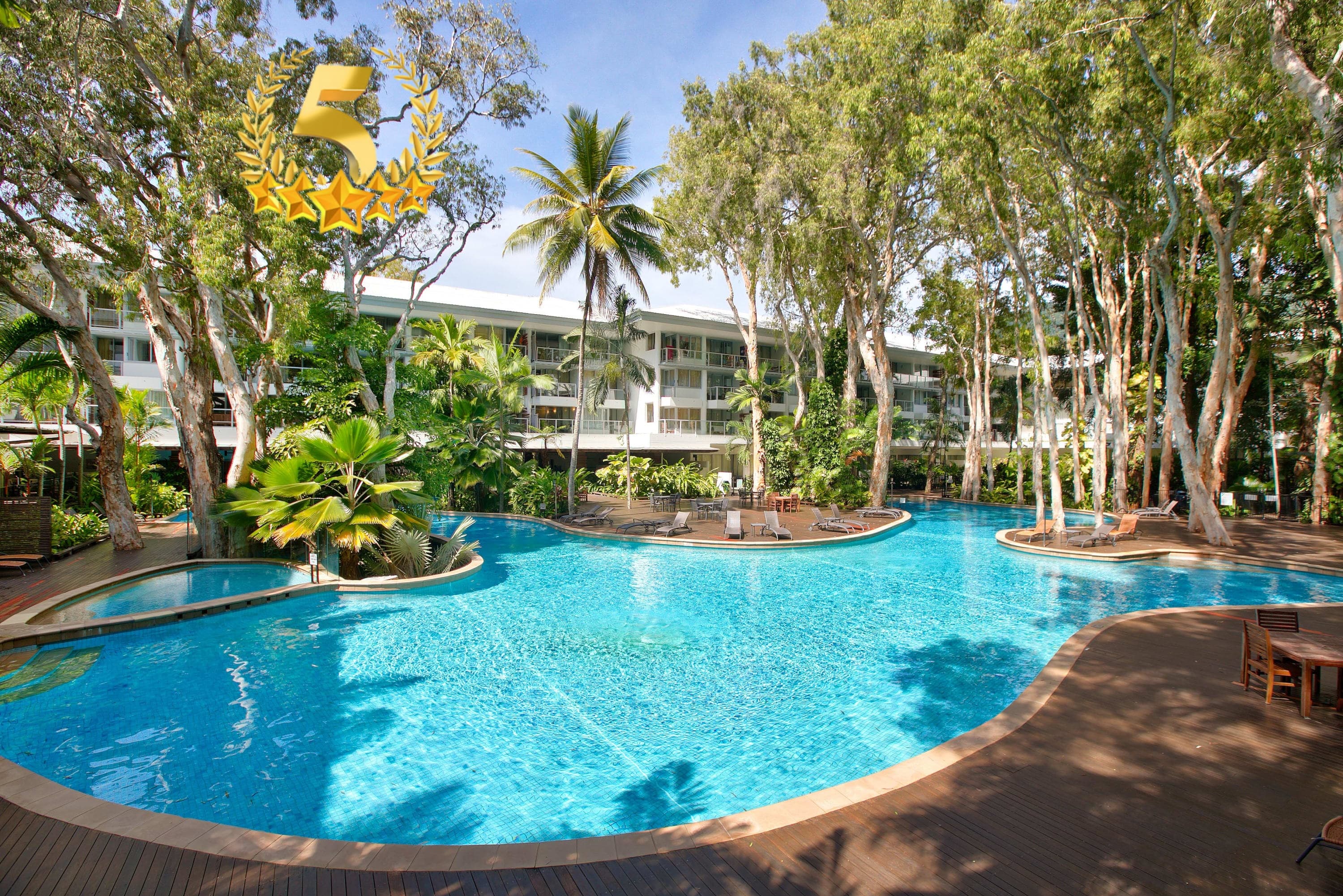 Palm Cove Beach Apartment - Picture 1