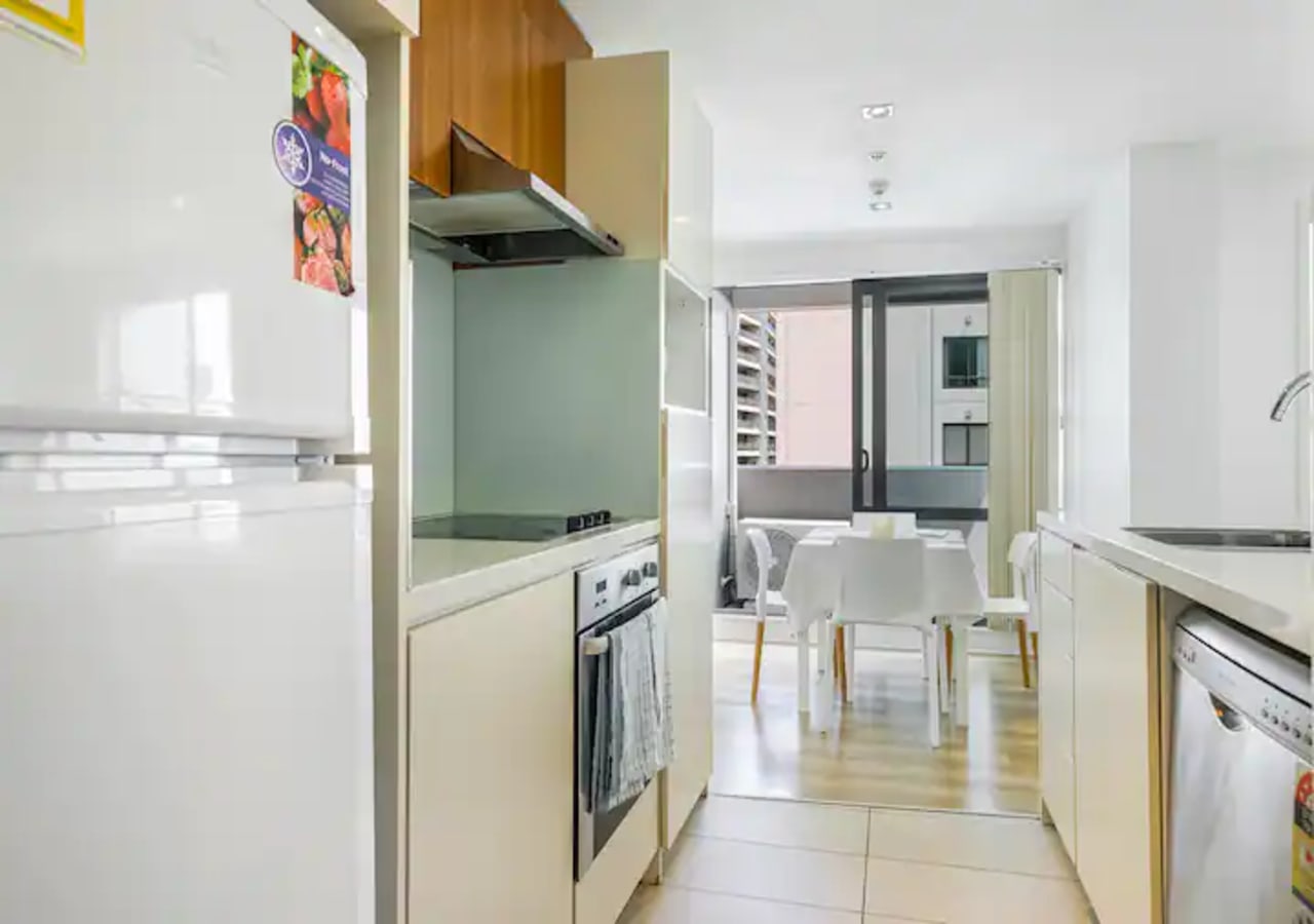 Central two bedroom apartment close to Spark Arena | Photo 3