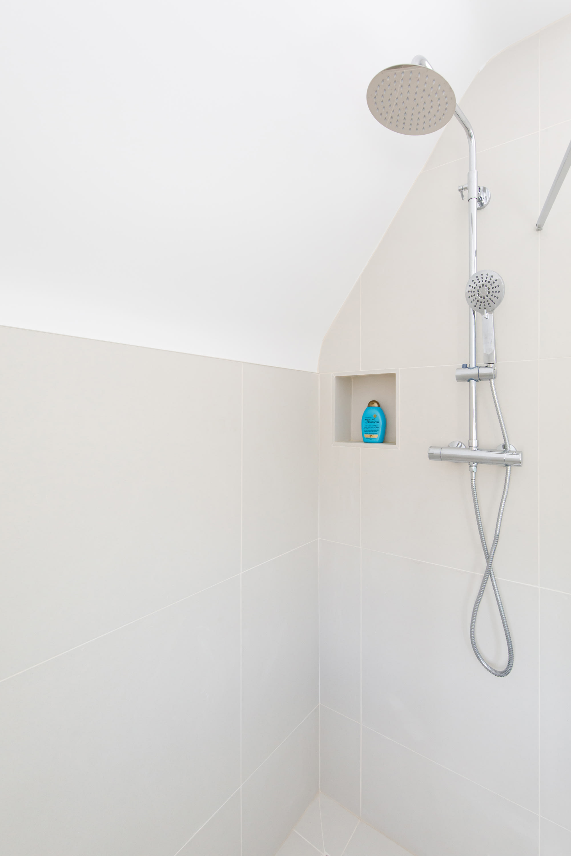 Freshen up after a day on the coast.