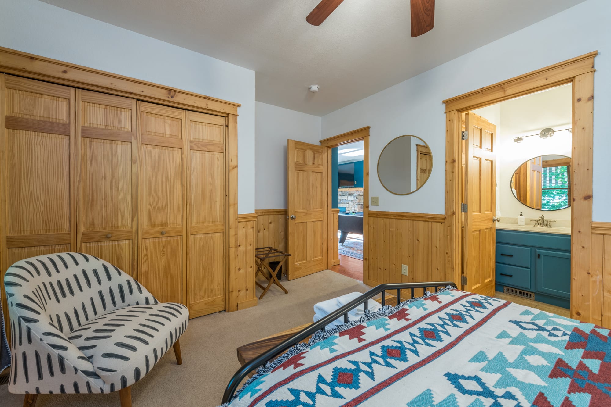 Cabin 1 - Lower level  Queen bedroom