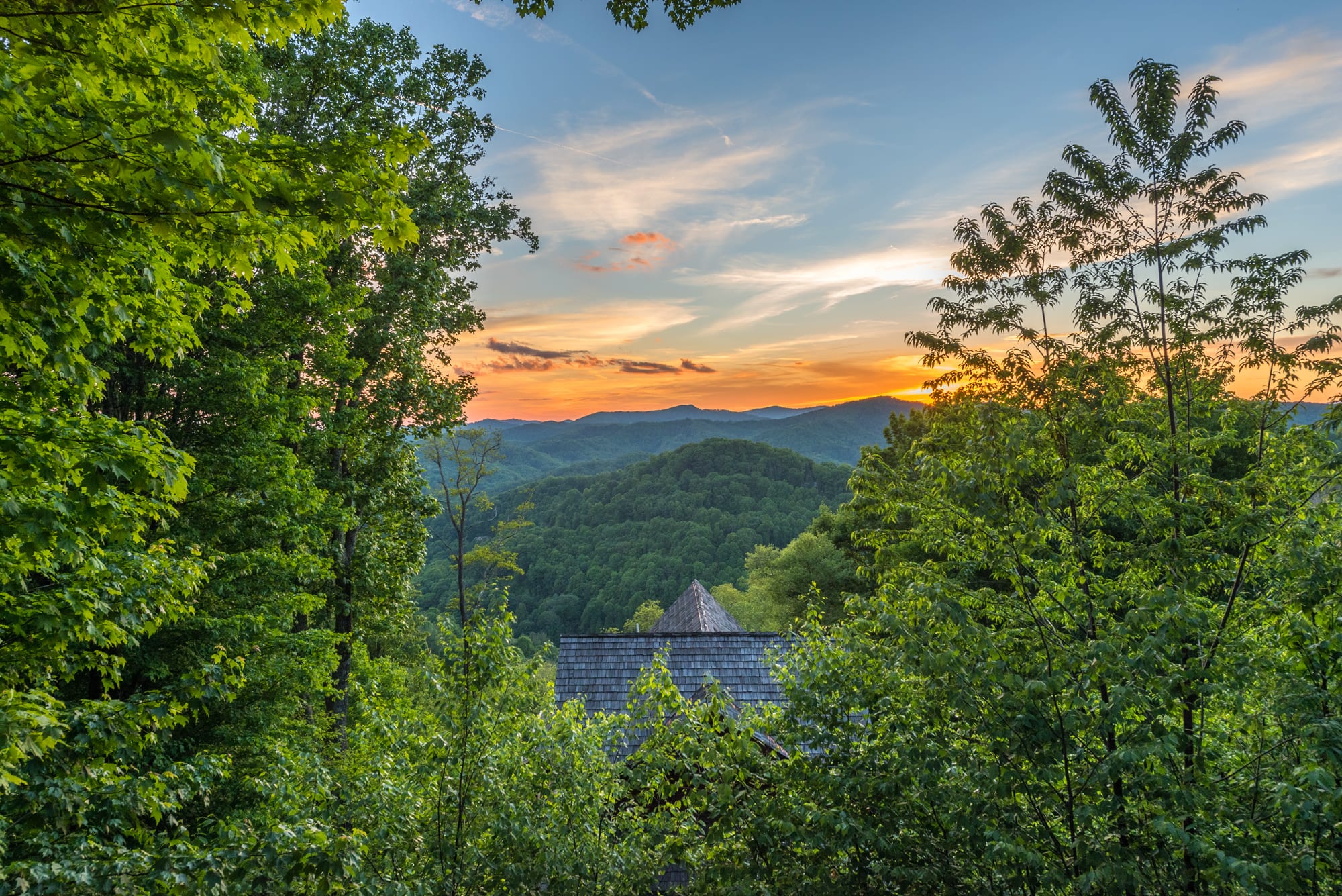 Cabin 1 - You can't beat these sunset views!