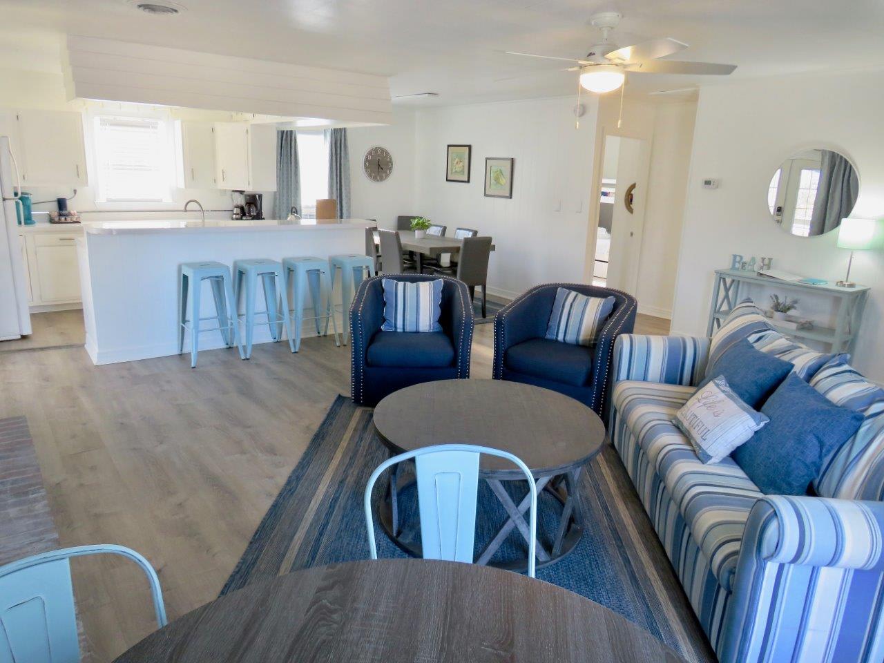 Saltaire Cottages 12: 3br Steps To Private Beach Access Screened Porch Pool! - Caroline du Nord