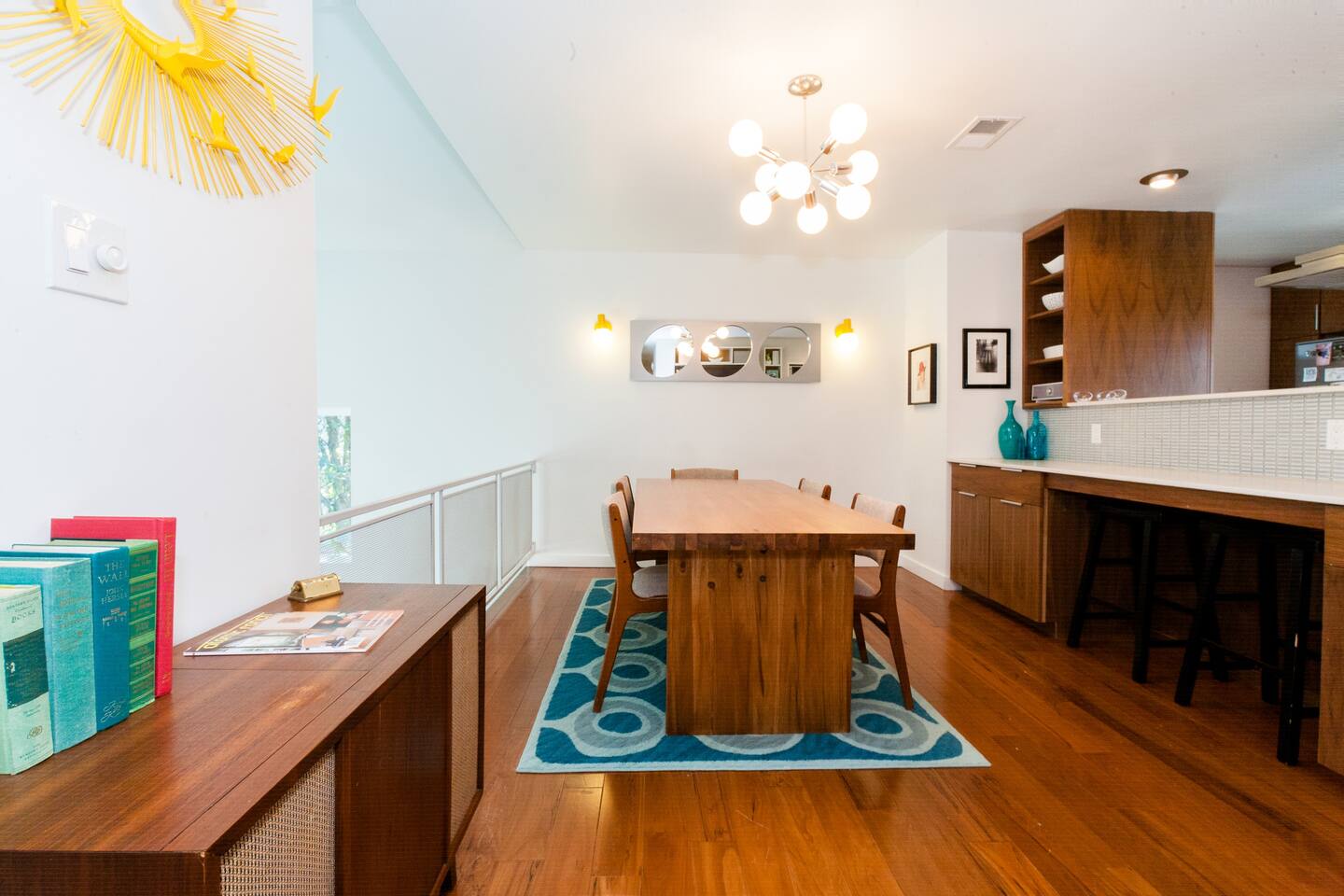 Sun Soaked, Updated Private Home | East Riverside