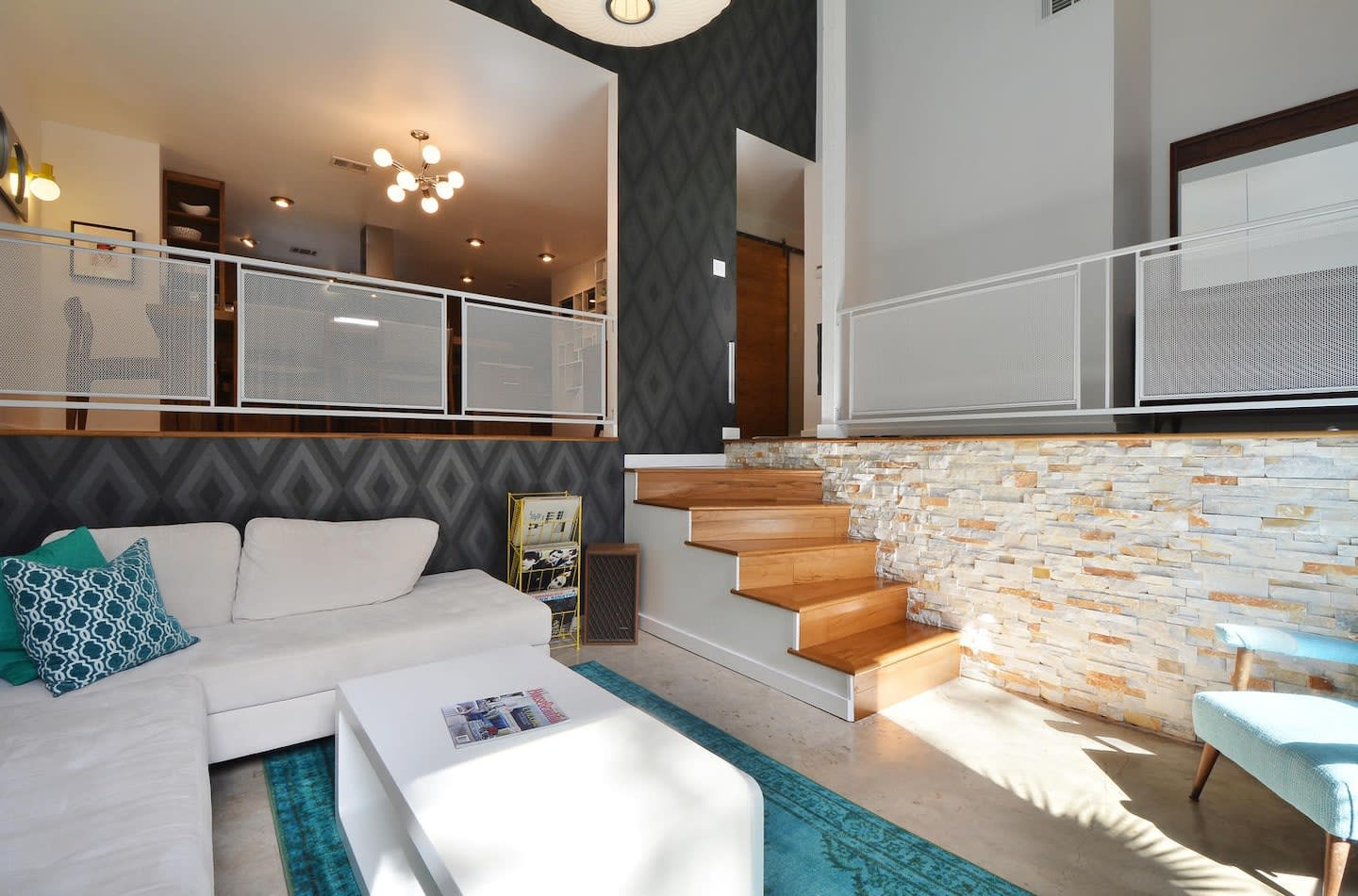 Sun Soaked, Updated Private Home | East Riverside