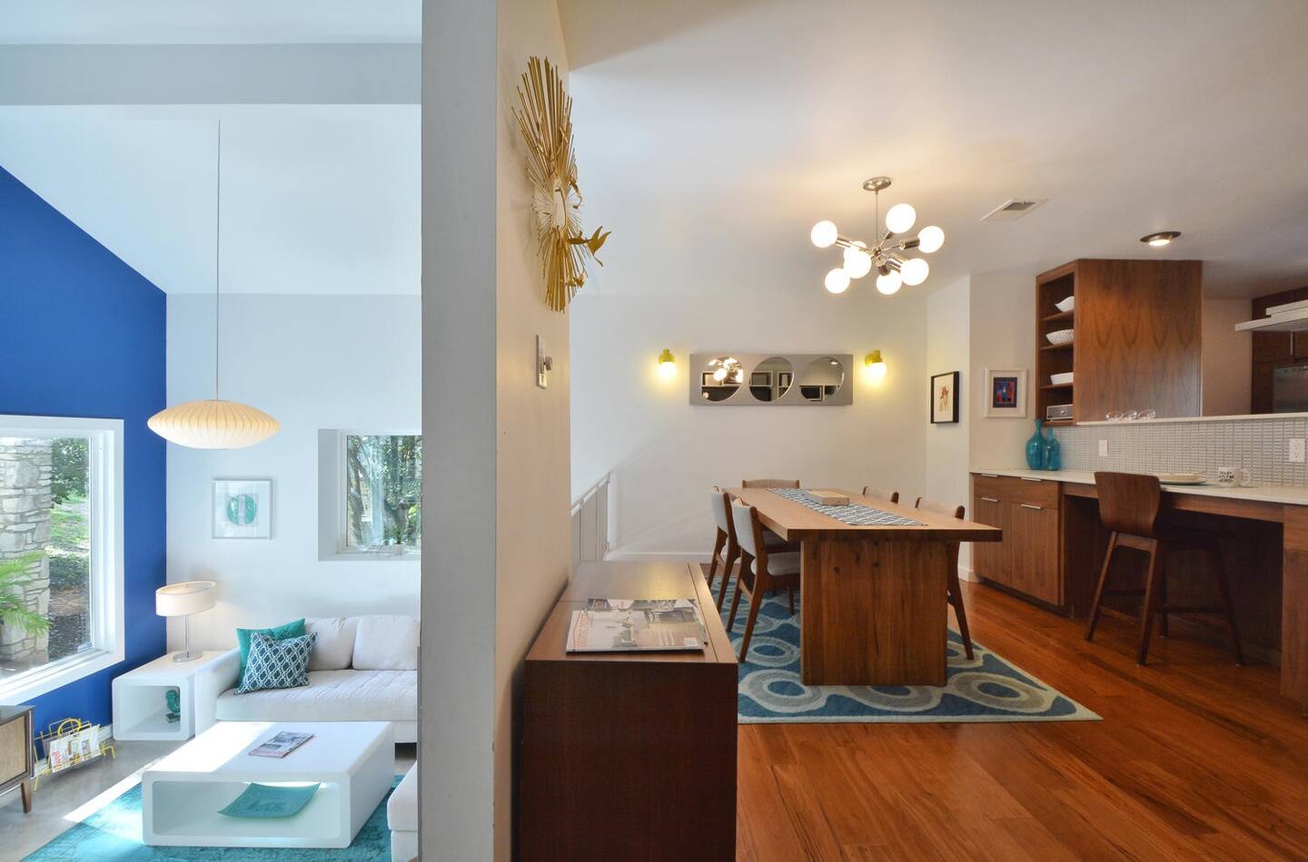 Sun Soaked, Updated Private Home | East Riverside
