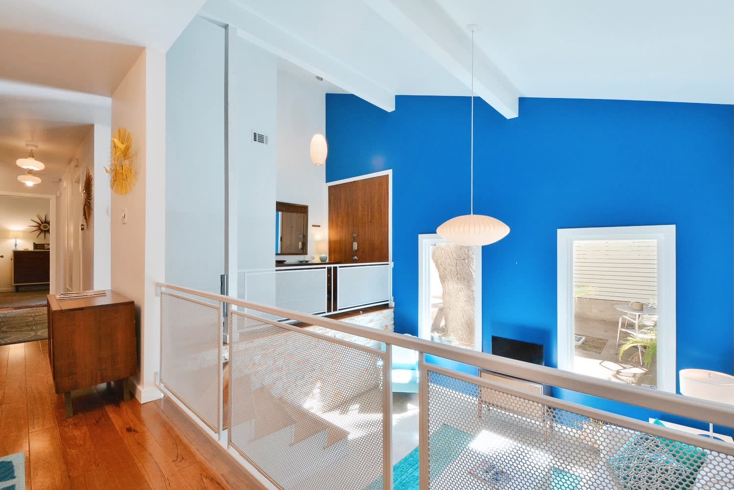 Sun Soaked, Updated Private Home | East Riverside