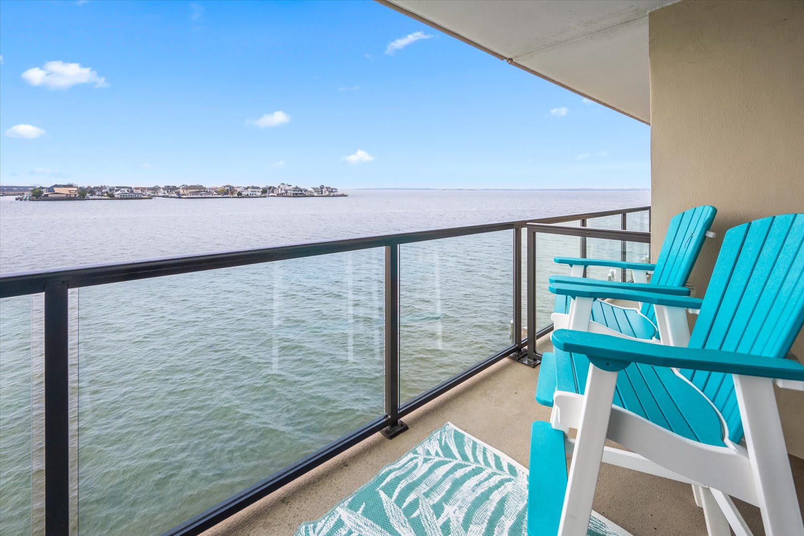 Bayfront Condo with Great Views Sunsets and Pool