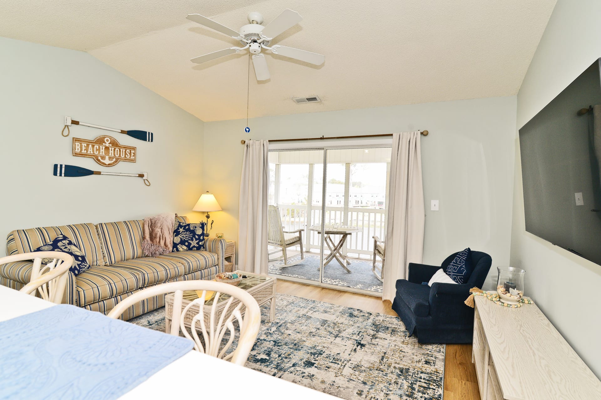 All New Waterway Luxury Panoramic Water Views and Pool