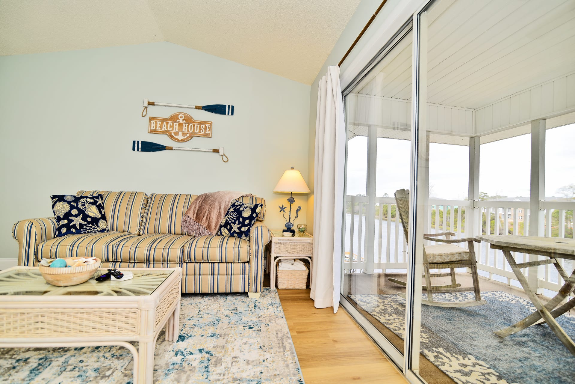 All New Waterway Luxury Panoramic Water Views and Pool