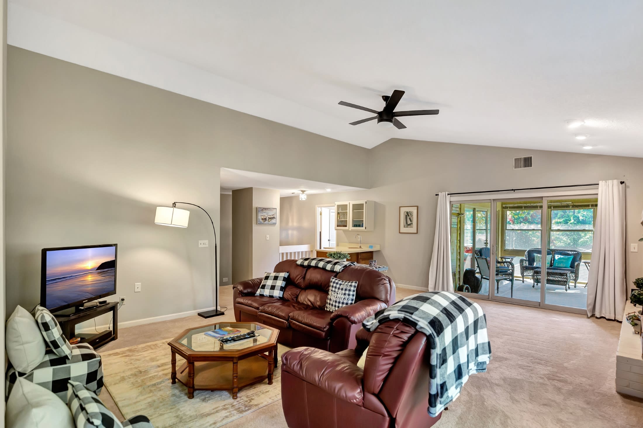 Marina Village 338 In Keowee Key