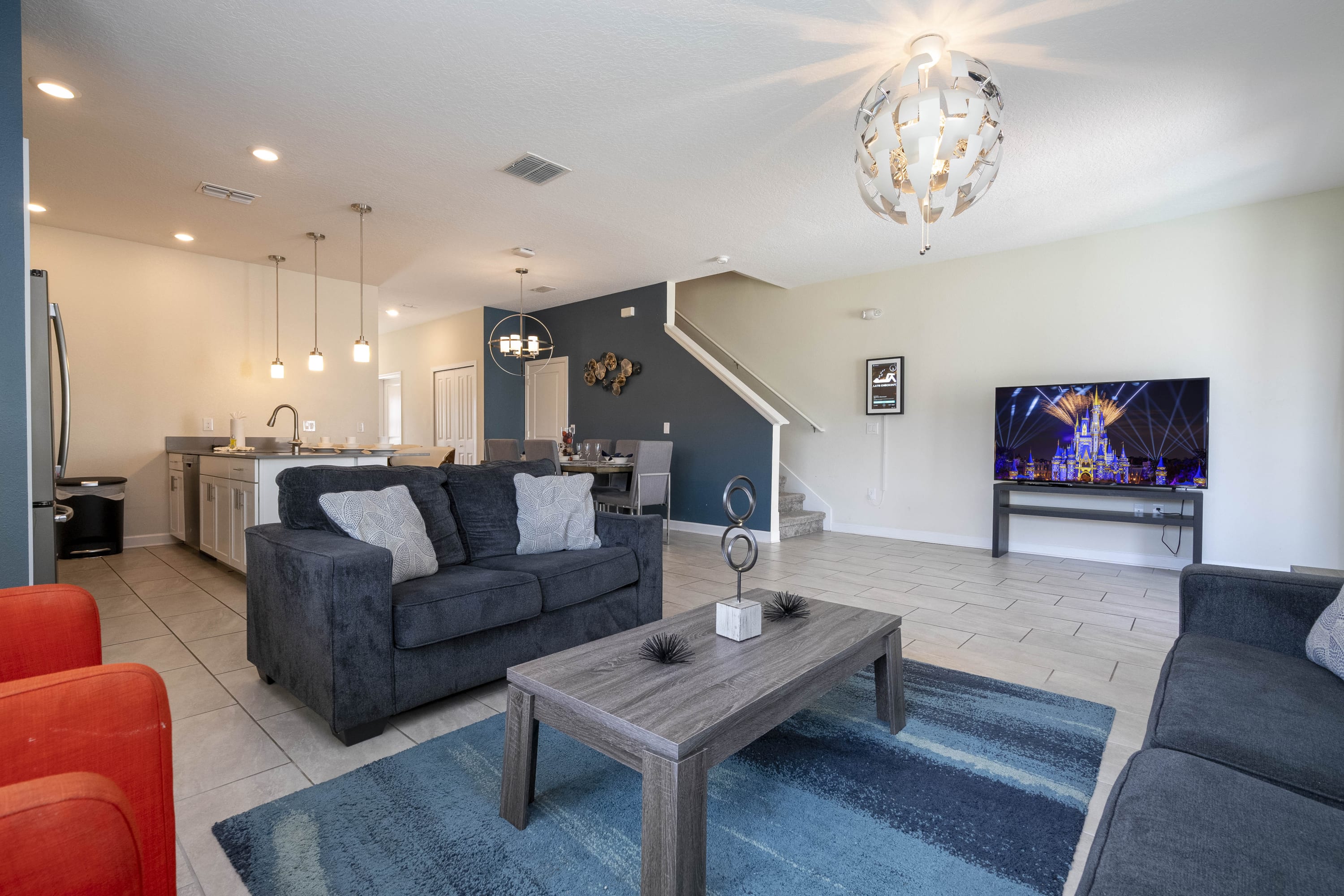 Uniquely designed townhome | Photo 2