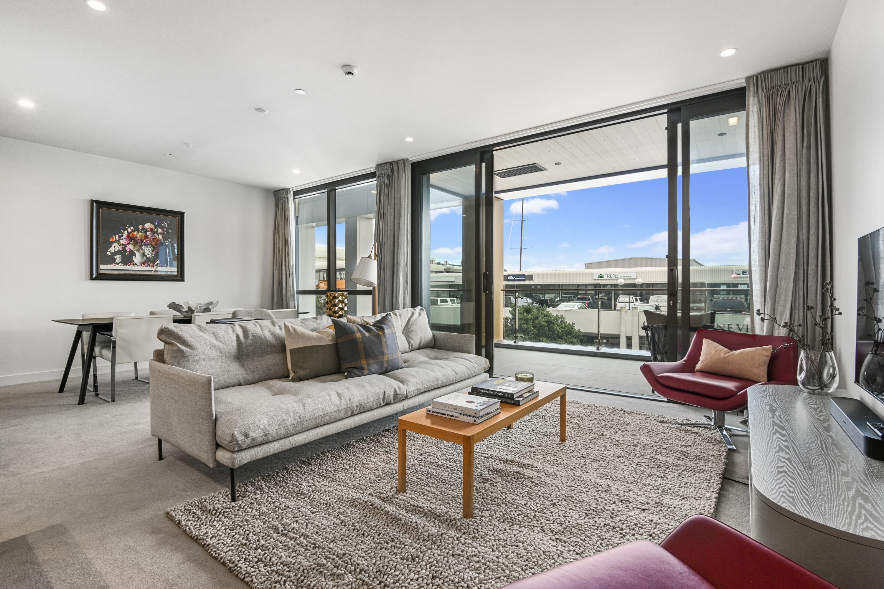 Sophisticated and Spacious in Wynyard Quarter - Image 4
