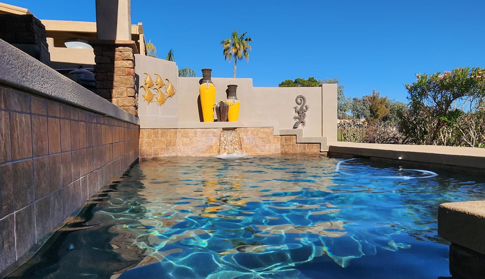 Ocotillo Lakes house, golf views, pool heater, BBQ — Chandler, AZ — vacation rental