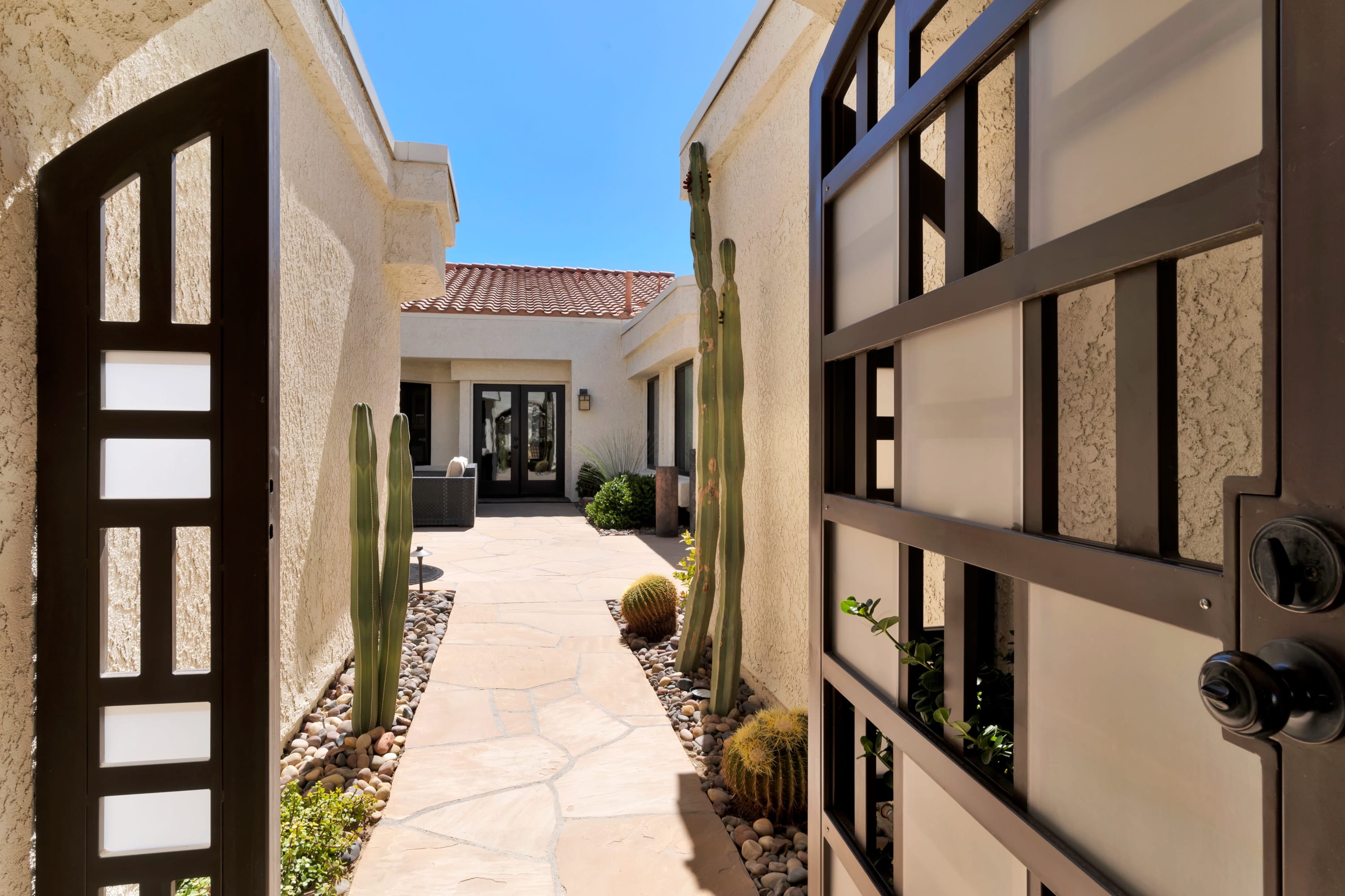 Golf Course Villa with Exceptional Views! - Photo 2