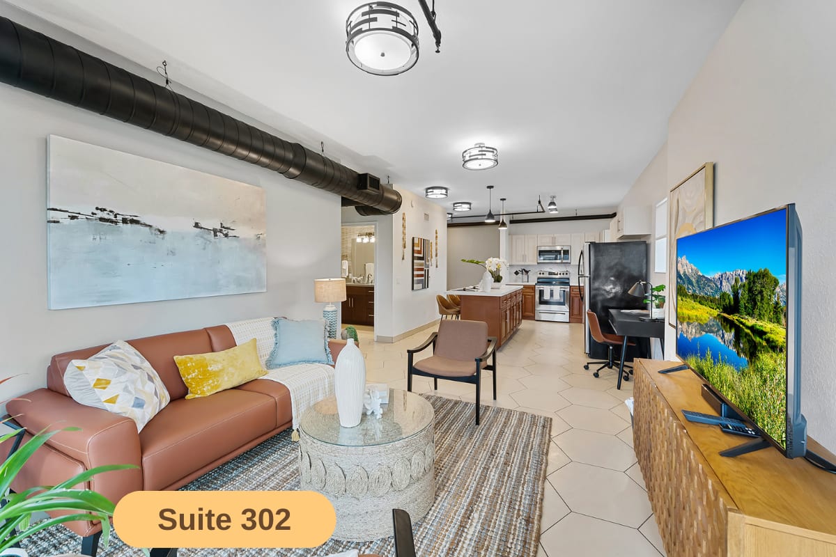 Suite 302: Deluxe King, Balcony, Heated Pool, Gym - Foto 1