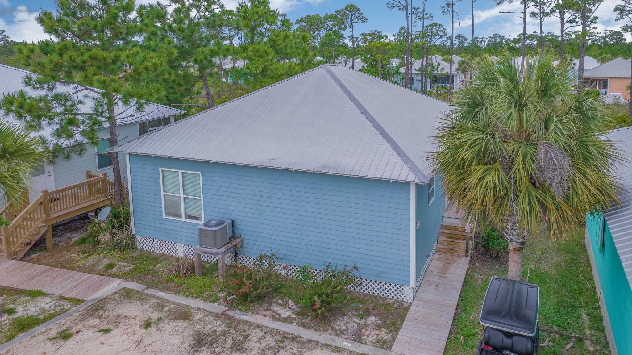 Peaceful cottage in Fort Morgan with beach access | Photo 3
