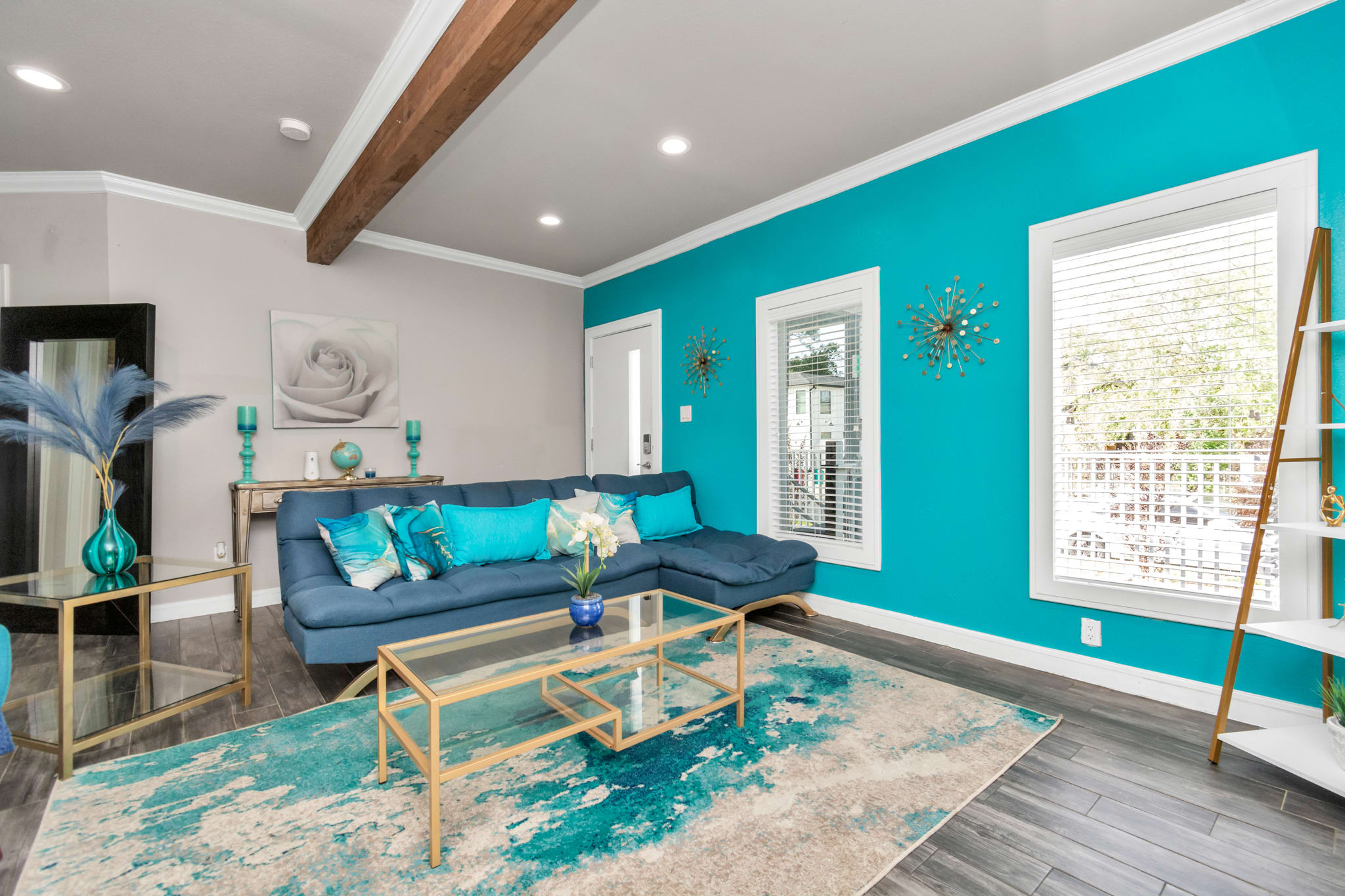 Prolific Blue Haven in Houston 5