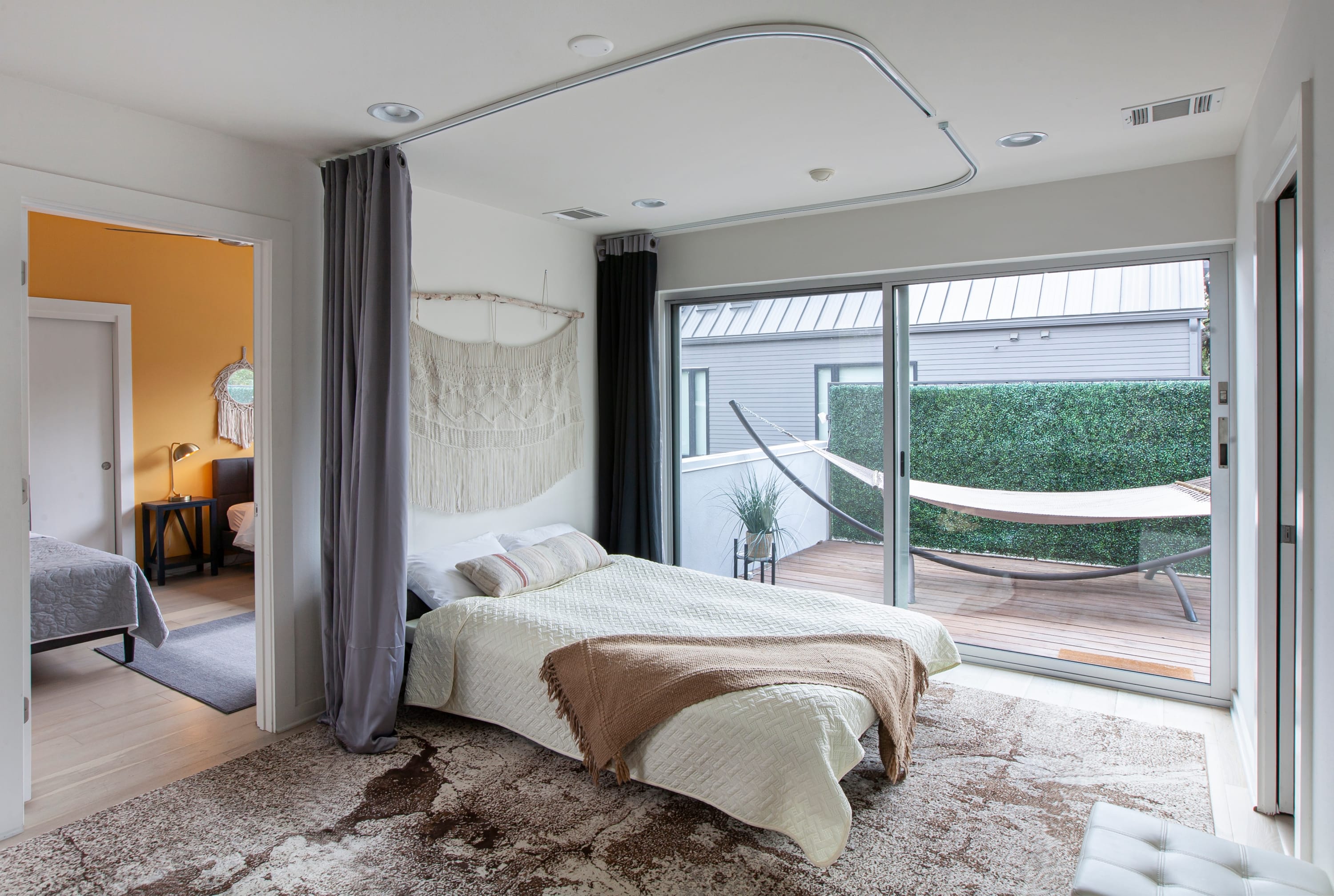 Modern Interior, Amazing Backyard | The Mondrian