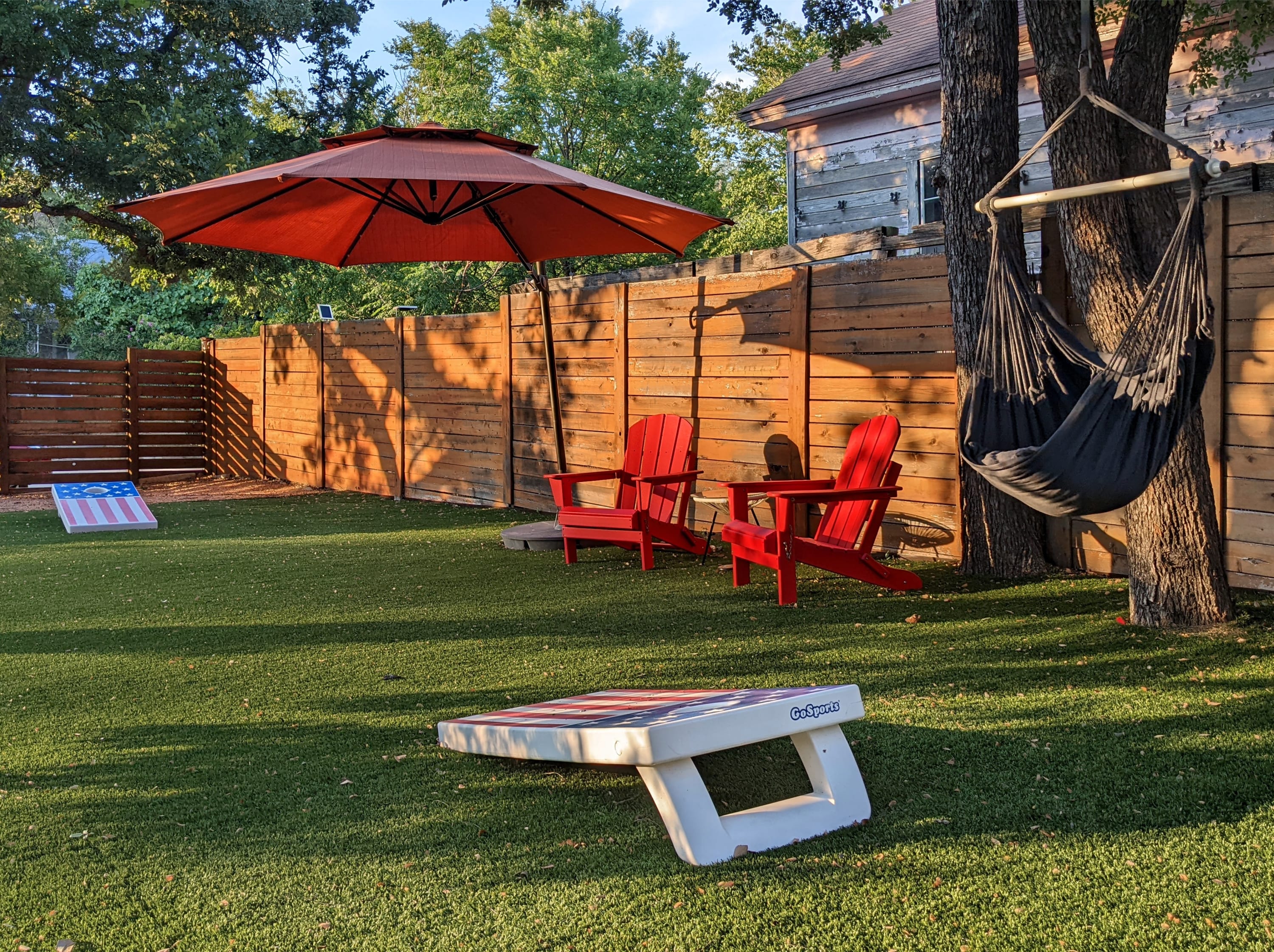 Modern Interior, Amazing Backyard | The Mondrian