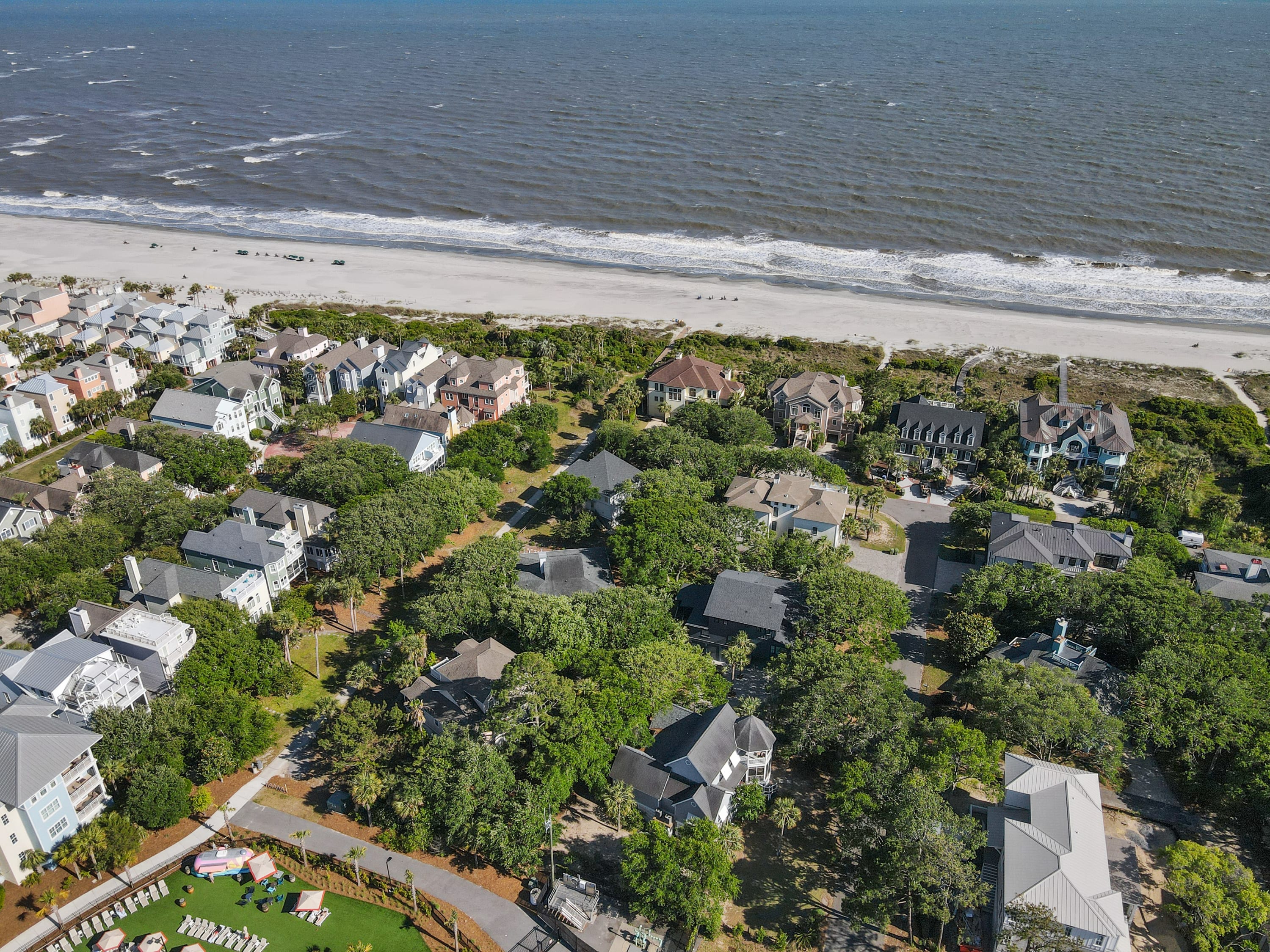 Sun Soaked, Walk to the Beach | The Commodore, Isle of Palms