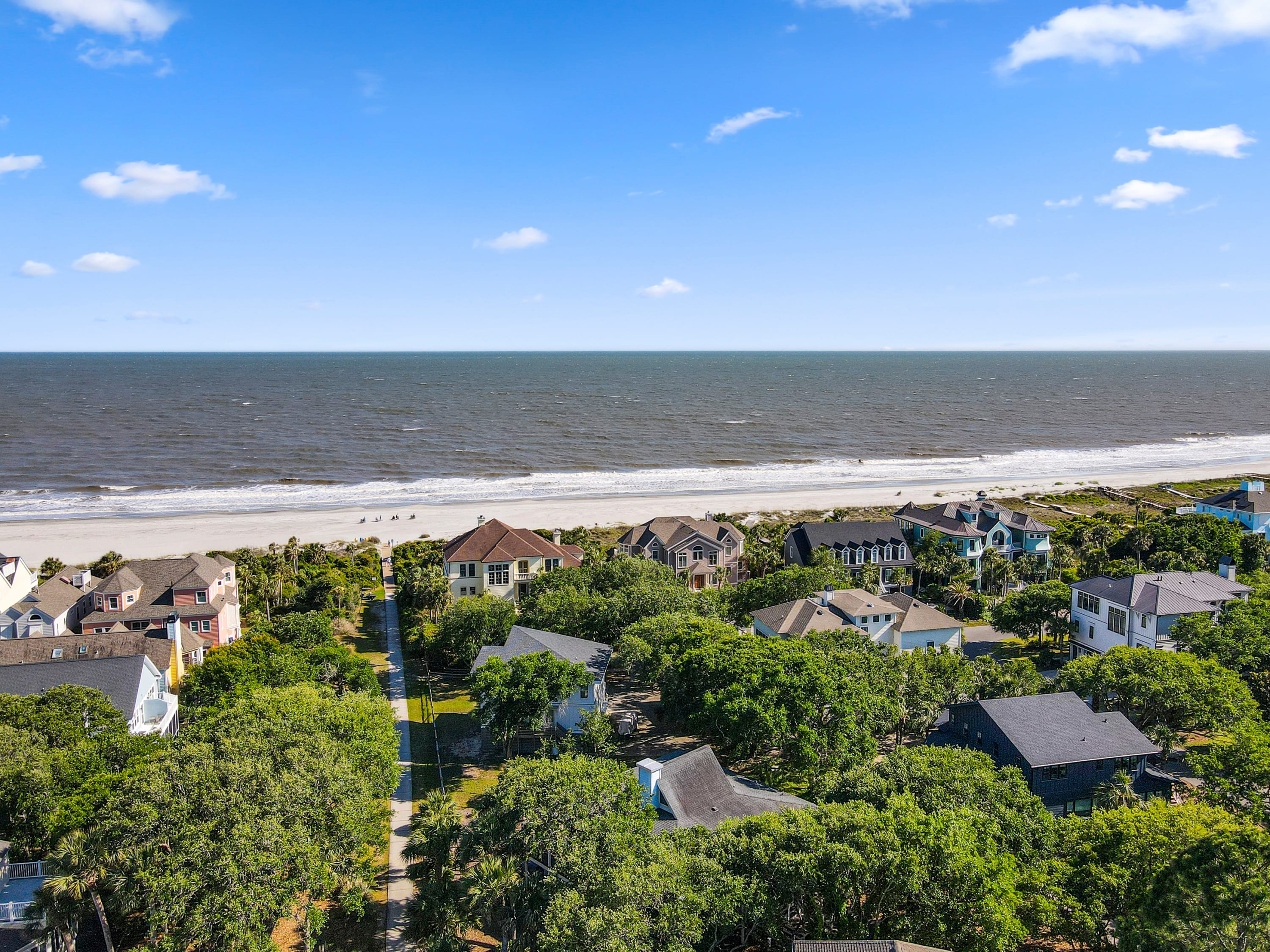 Sun Soaked, Walk to the Beach | The Commodore, Isle of Palms