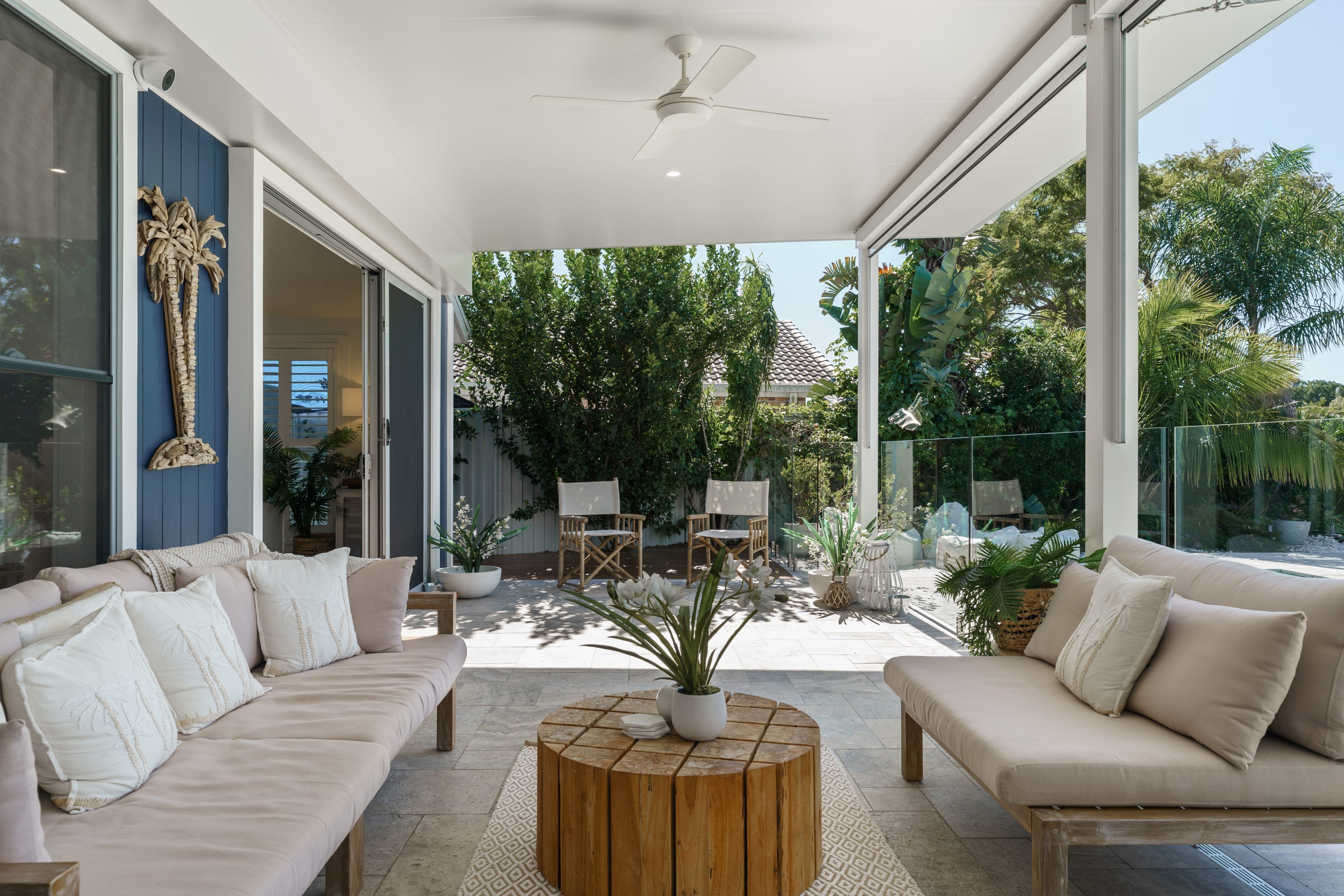 Outdoor Lounge