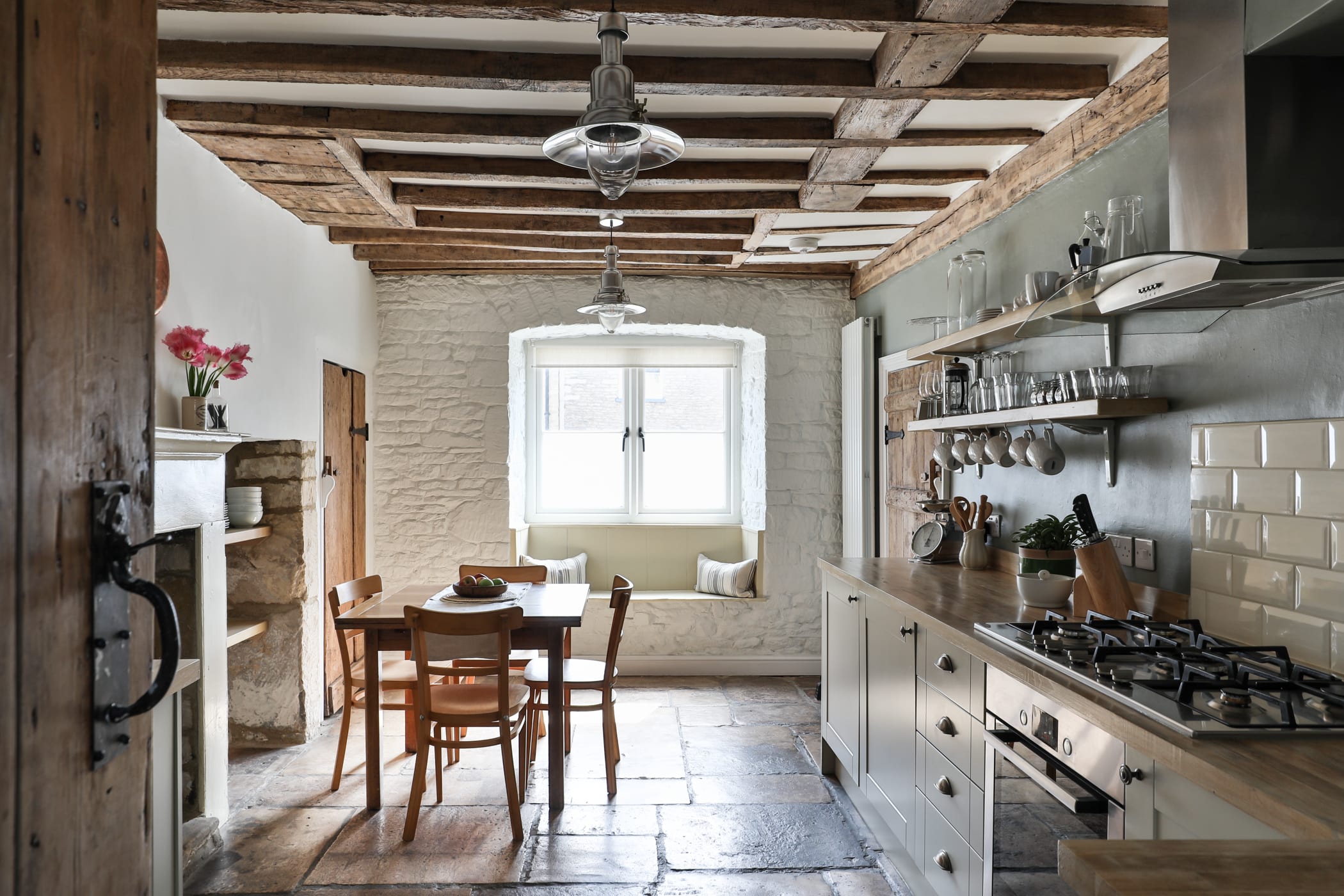Luxury Tetbury Cottage | Combers Mead | Ensuites — Tetbury, England — vacation rental