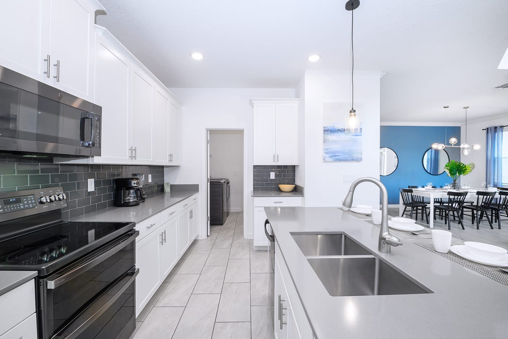 Plenty of cupboard space