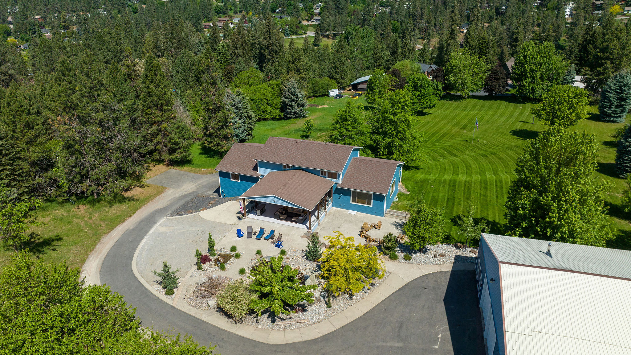 Elk Country Lodge | Spectacular Home near Lake CDA