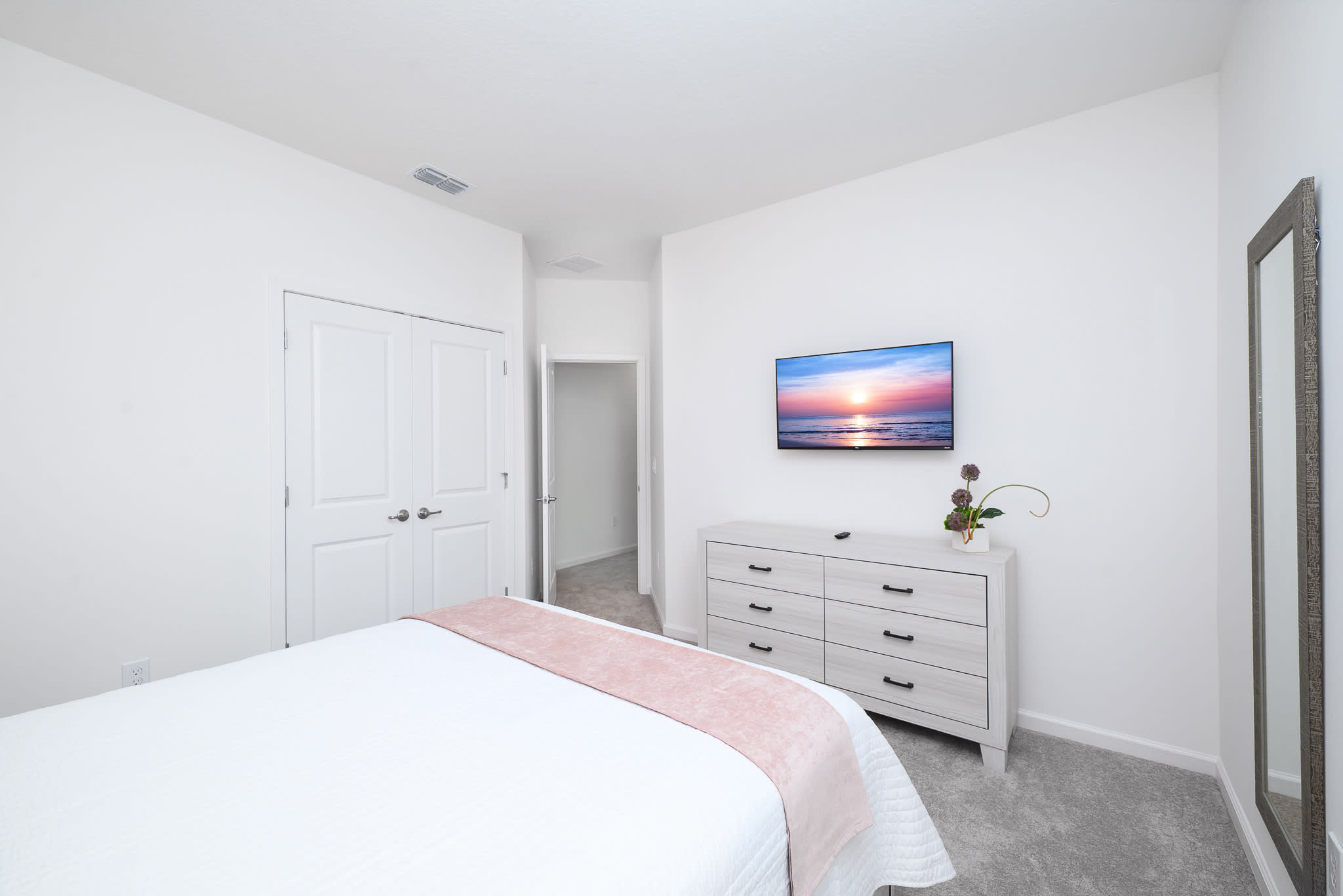 Spacious Room With A King Bed And A Smart TV For Relaxation And Entertainment