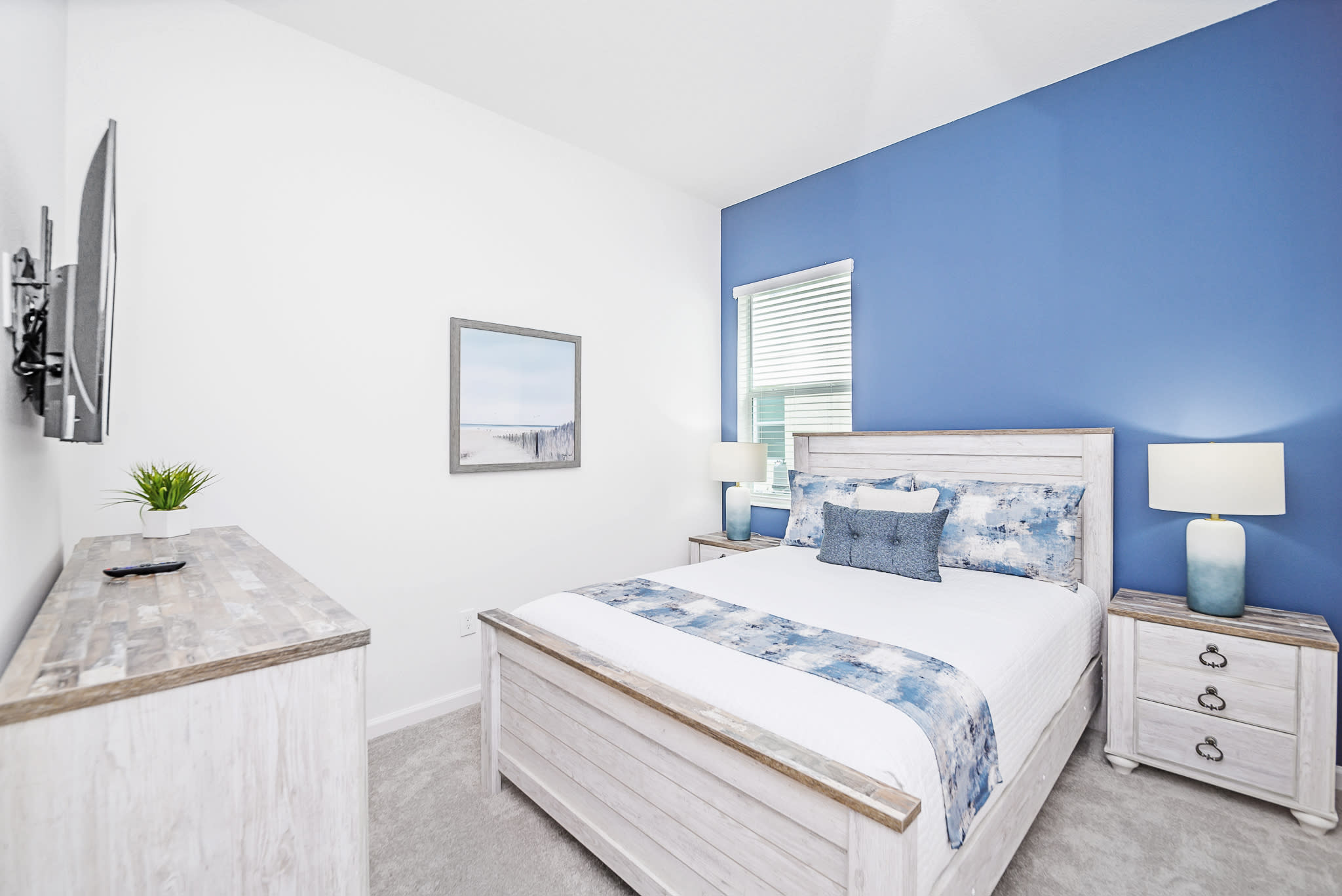 Spacious Room With A Queen Bed And A Smart TV For Relaxation And Entertainment