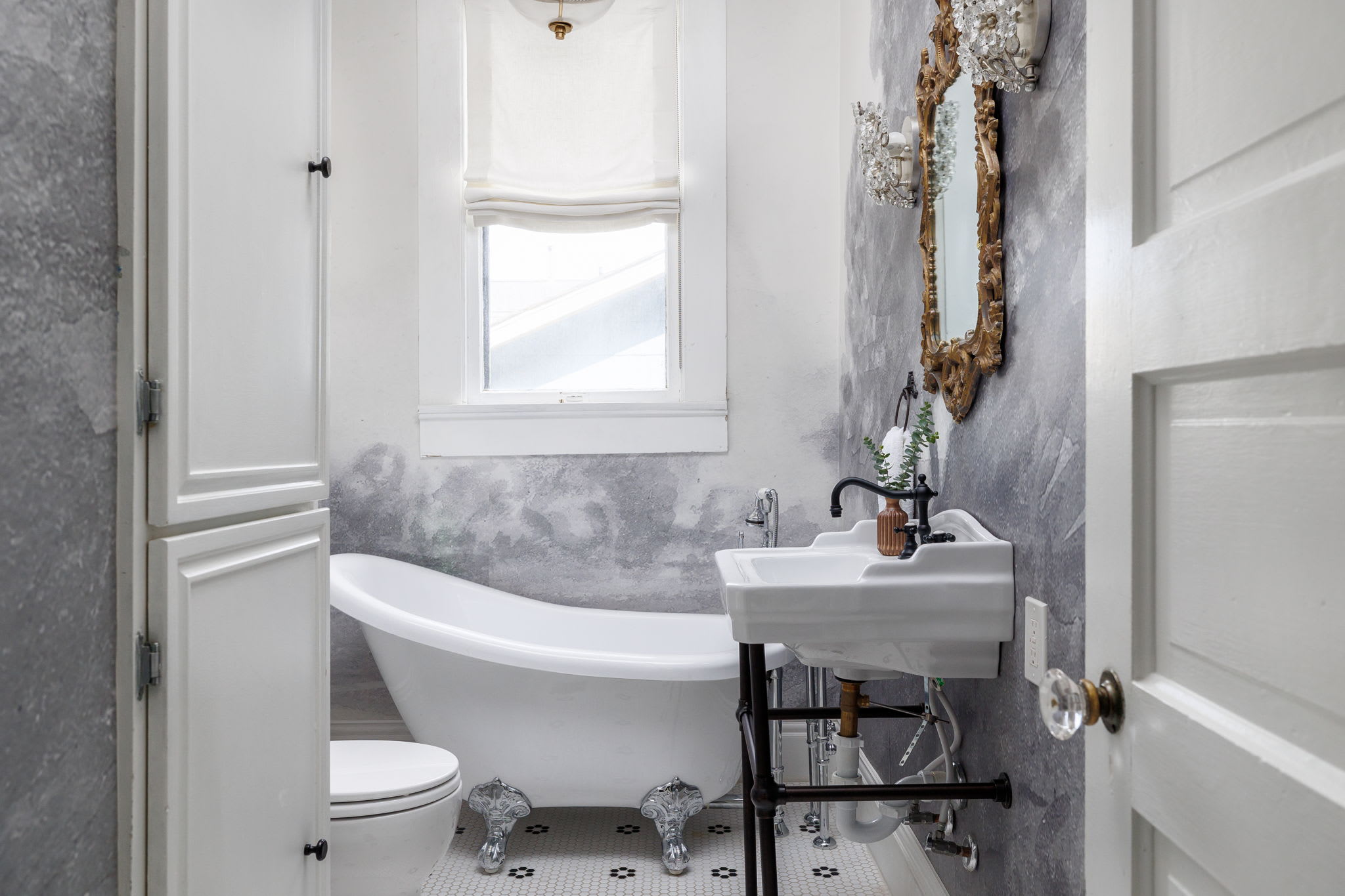 Classic, Sun Soaked Home | Zilker, Barton Hills