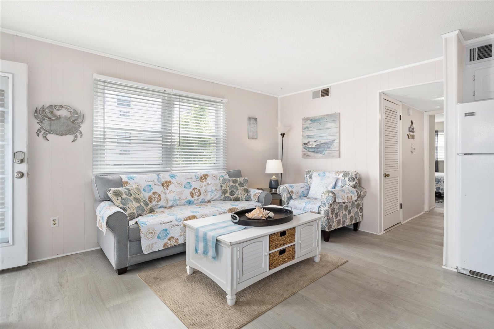 Renovated 2 Bedroom Oceanside Condo Steps to Beach | Photo 2
