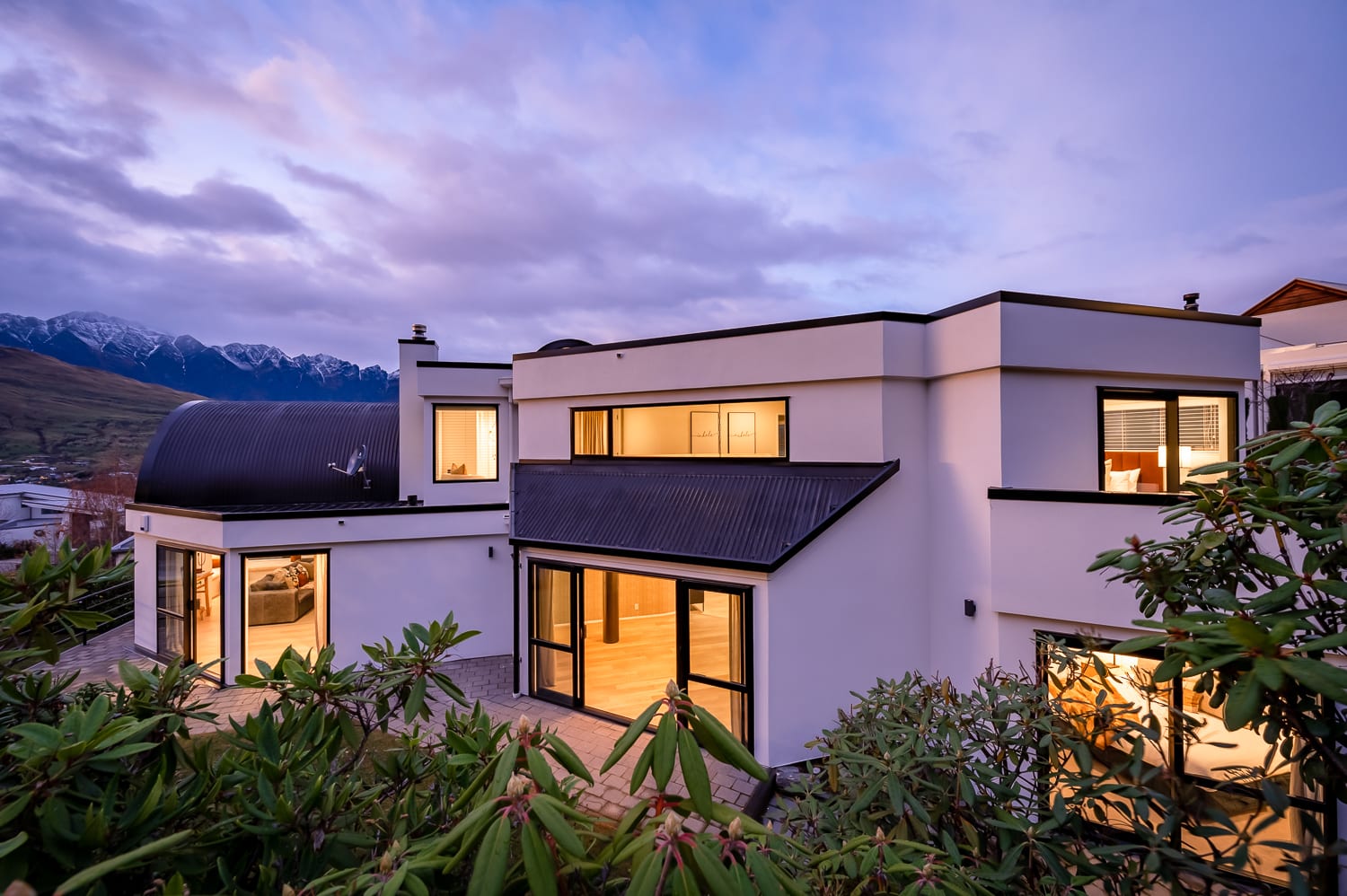 Fully renovated villa on Queenstown Hill
