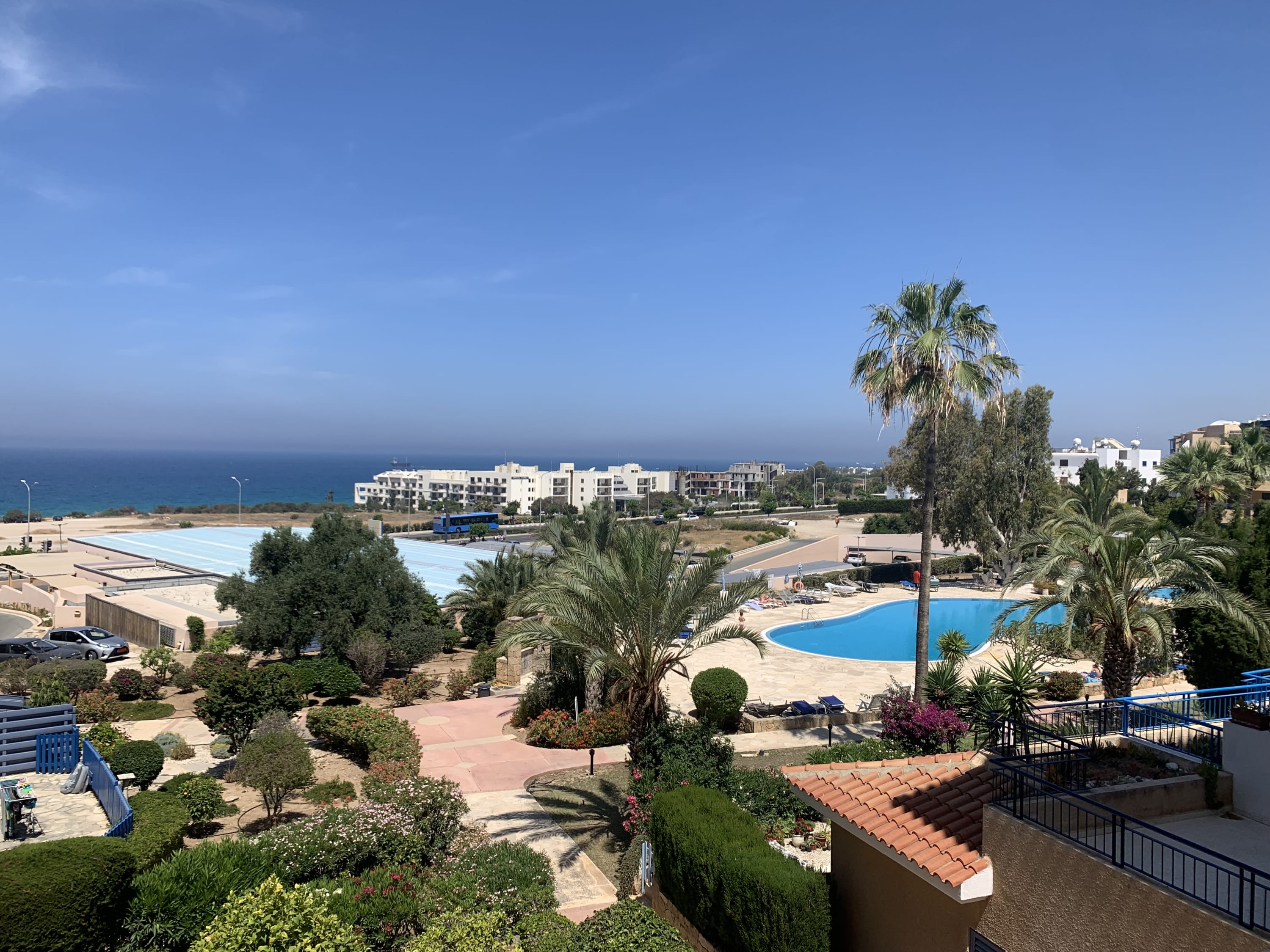Kings Palace - stylish modern 2 bed with sea views