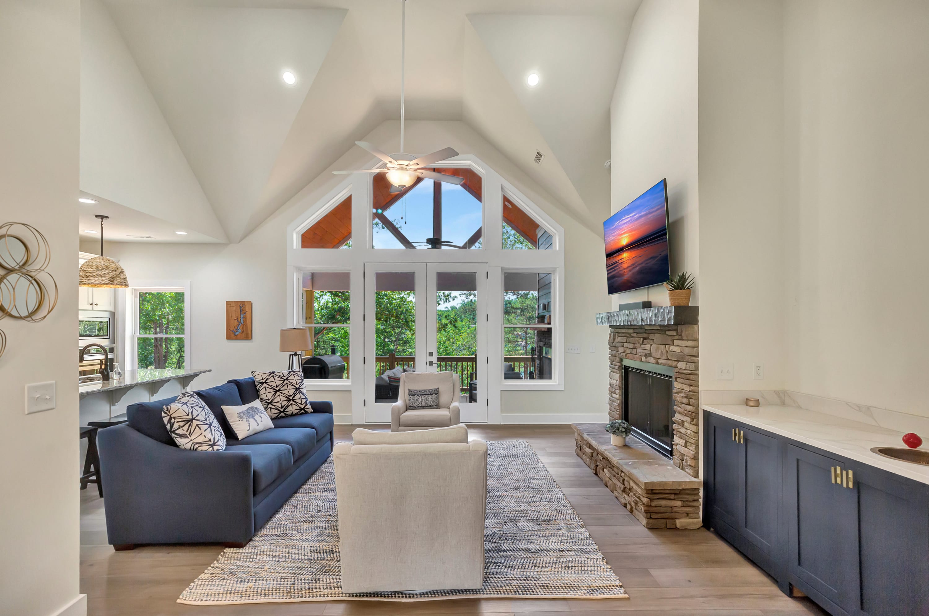 Peninsula Rd - Fun and Relaxation 4