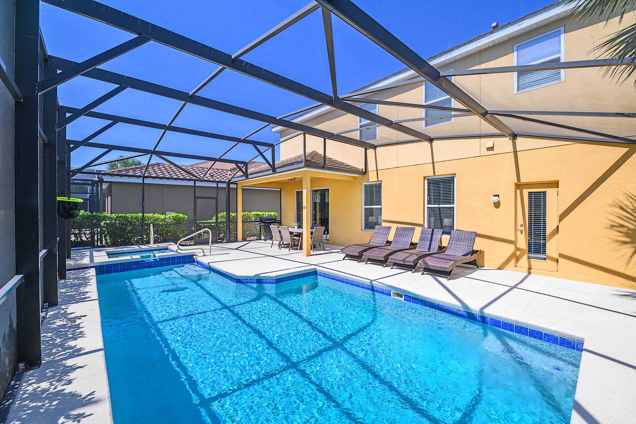 5BR Cozy Family Home BBQ Pool And Netflix
