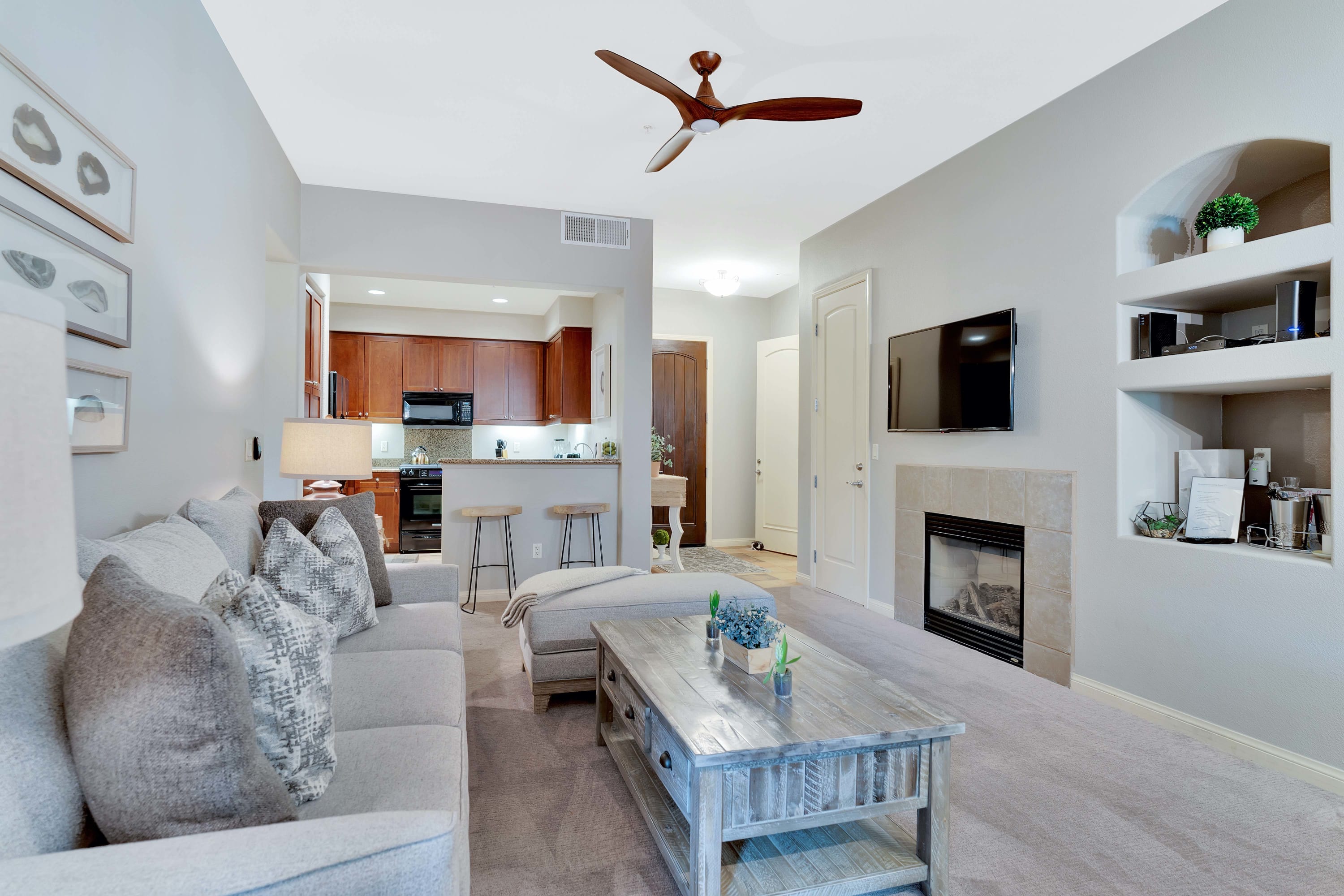 Stunning Ground Floor 1BR Villa #A, Steps to Pool! - Photo 3