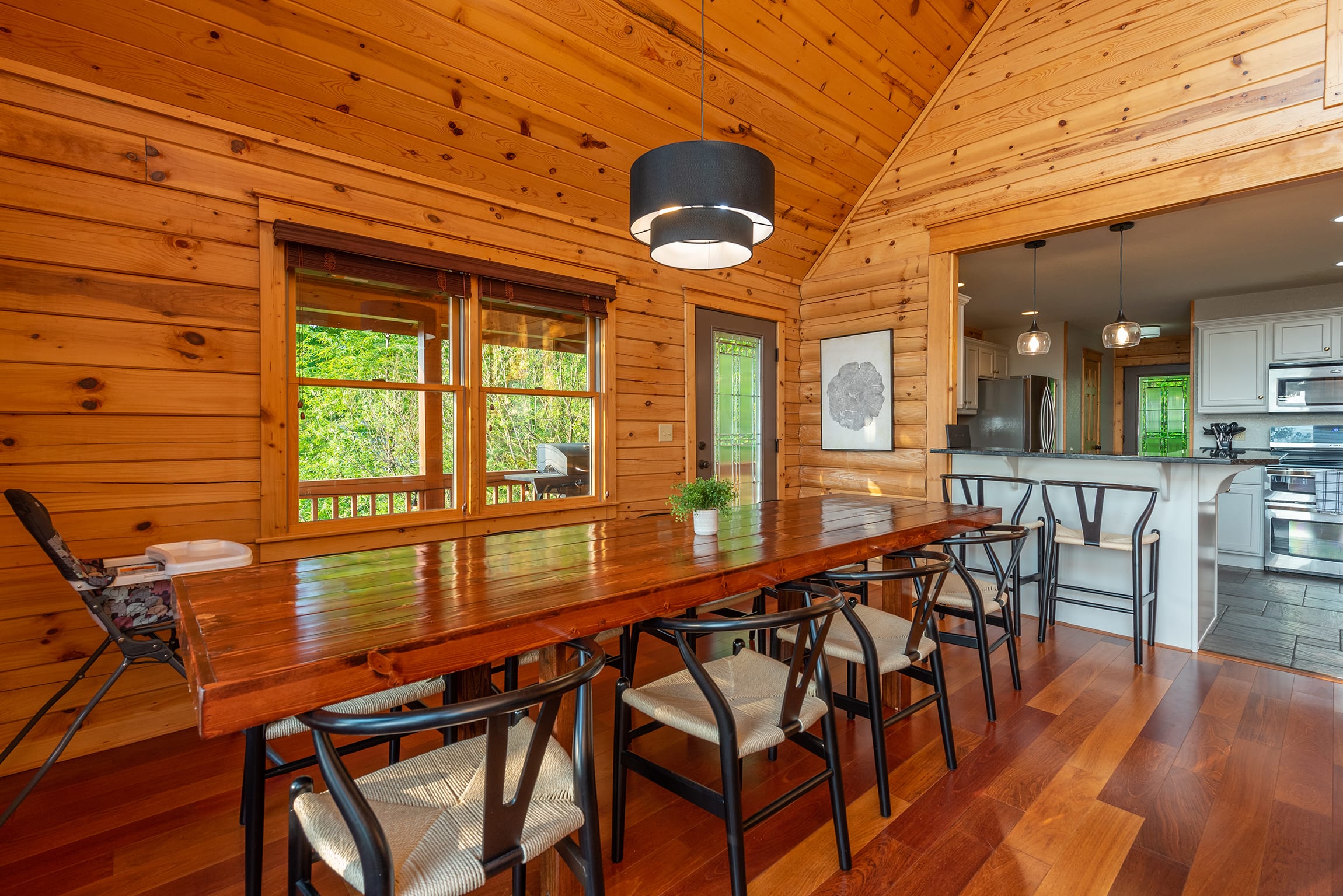 Cabin 2 - Hand made table large enough to fit everyone!